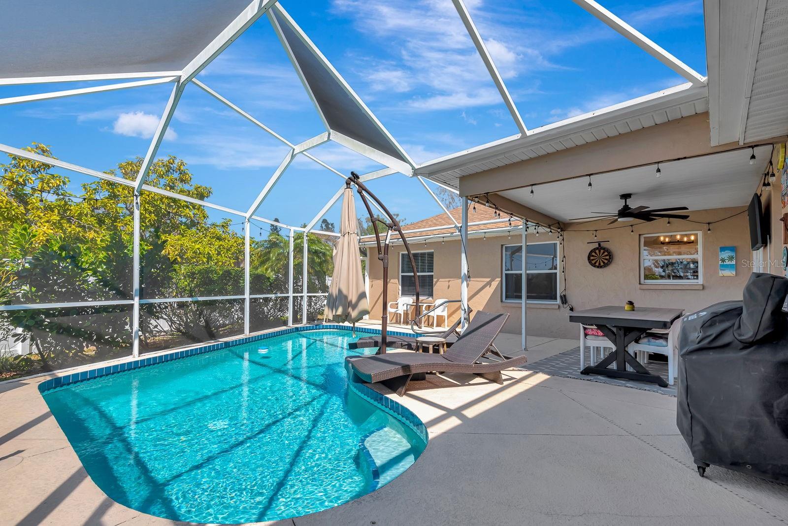 Image 29 of 41 For 810 Mcarthur Avenue