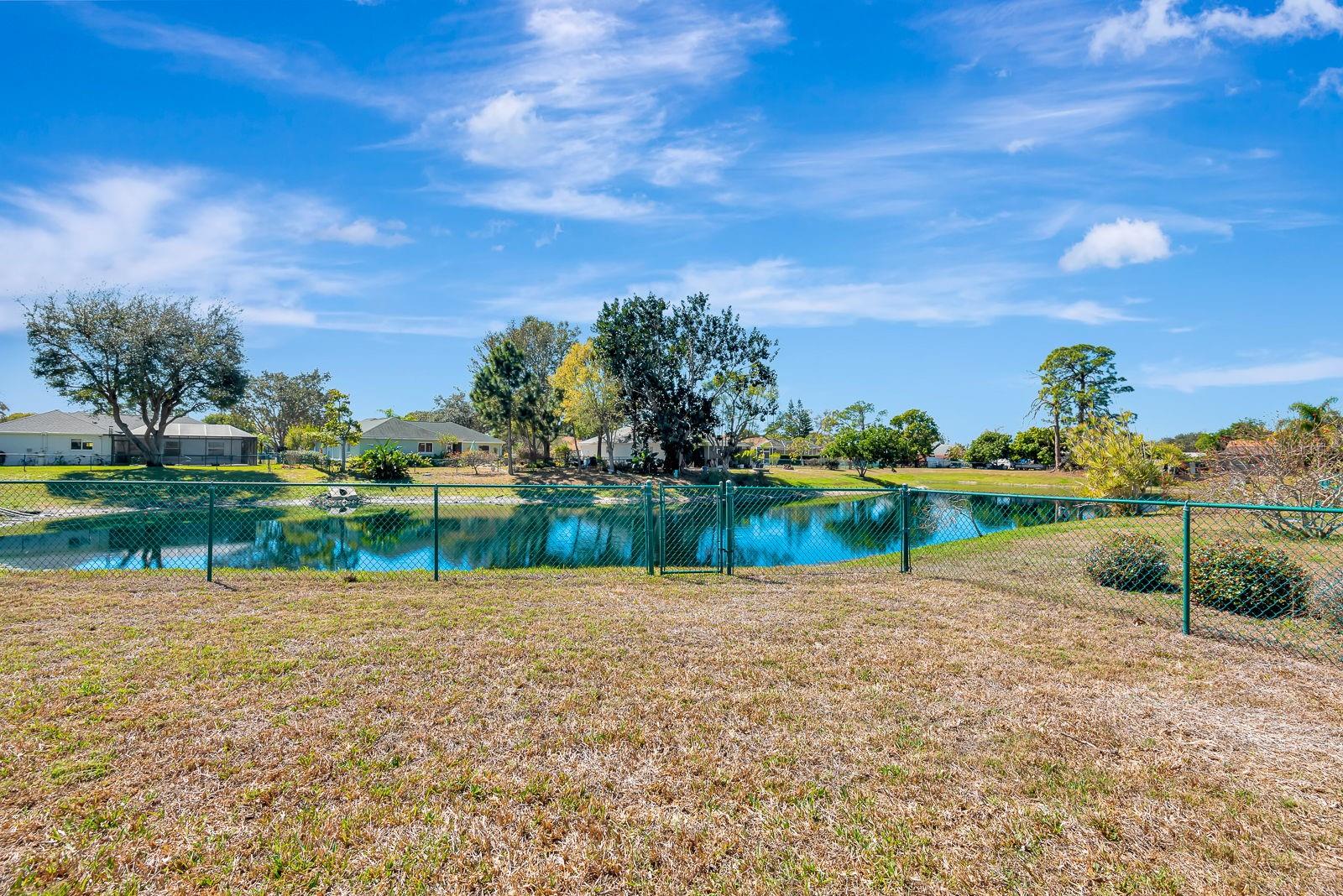 Image 40 of 41 For 810 Mcarthur Avenue