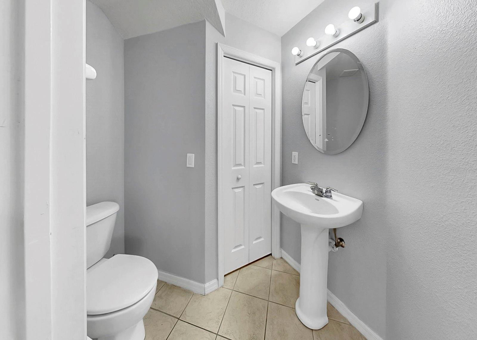 Image 15 of 40 For 208 Cape Harbour Loop 102