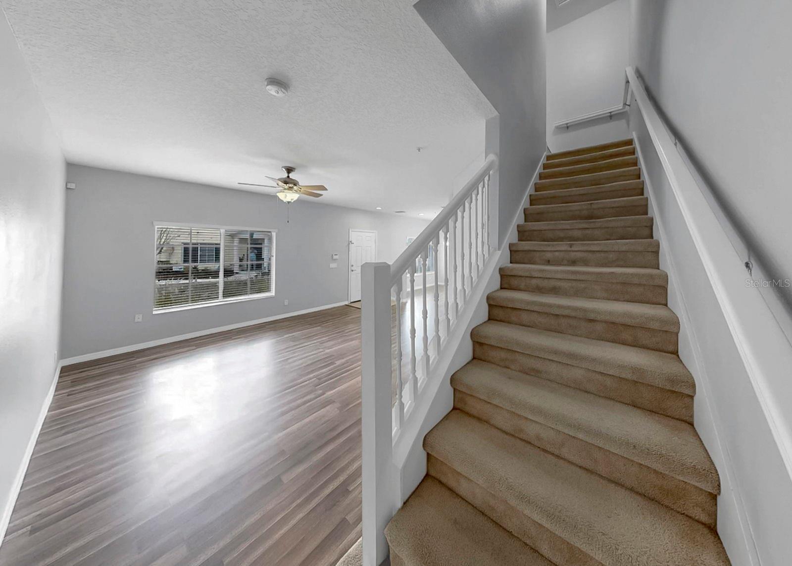 Image 16 of 40 For 208 Cape Harbour Loop 102