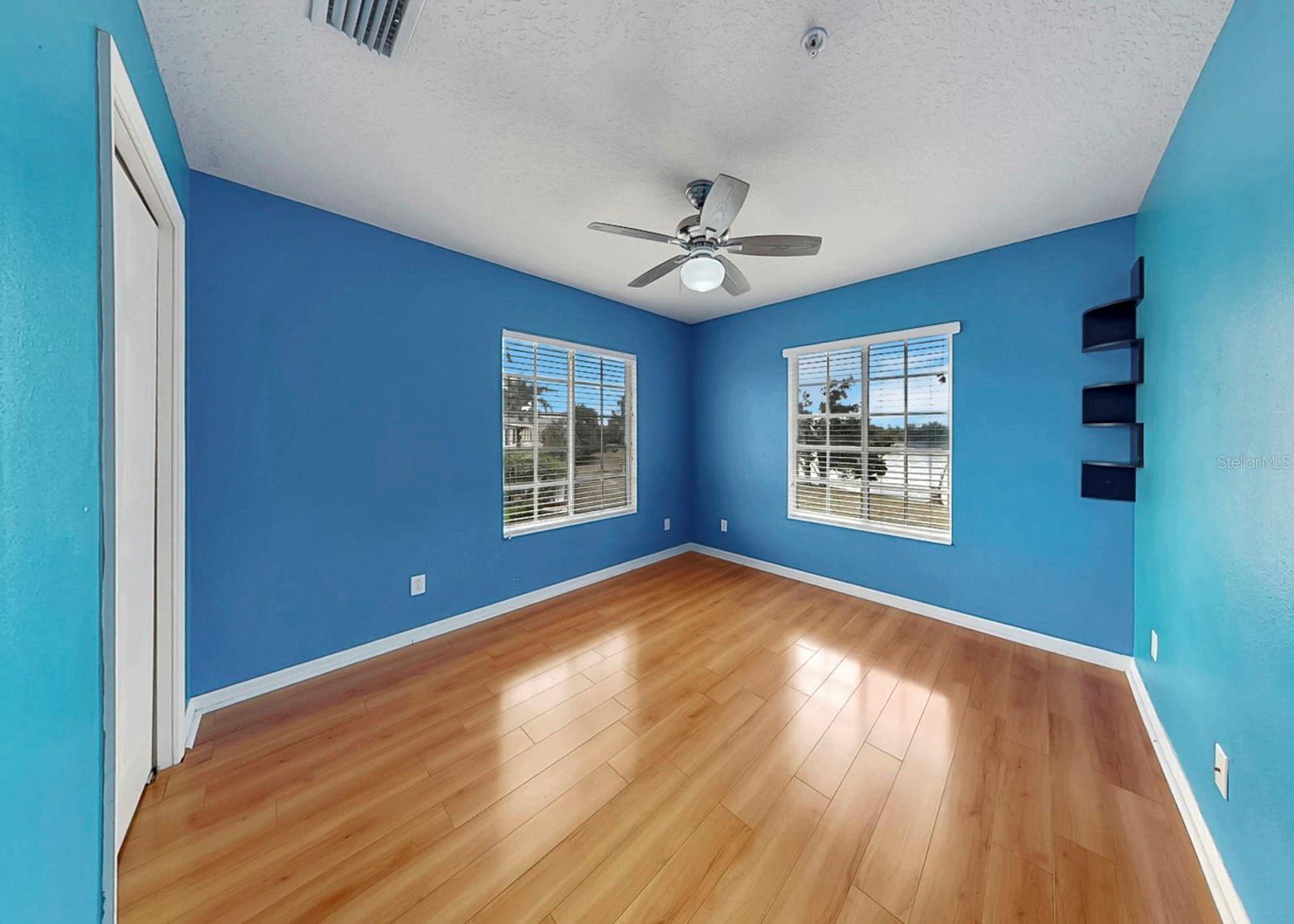 Image 18 of 40 For 208 Cape Harbour Loop 102