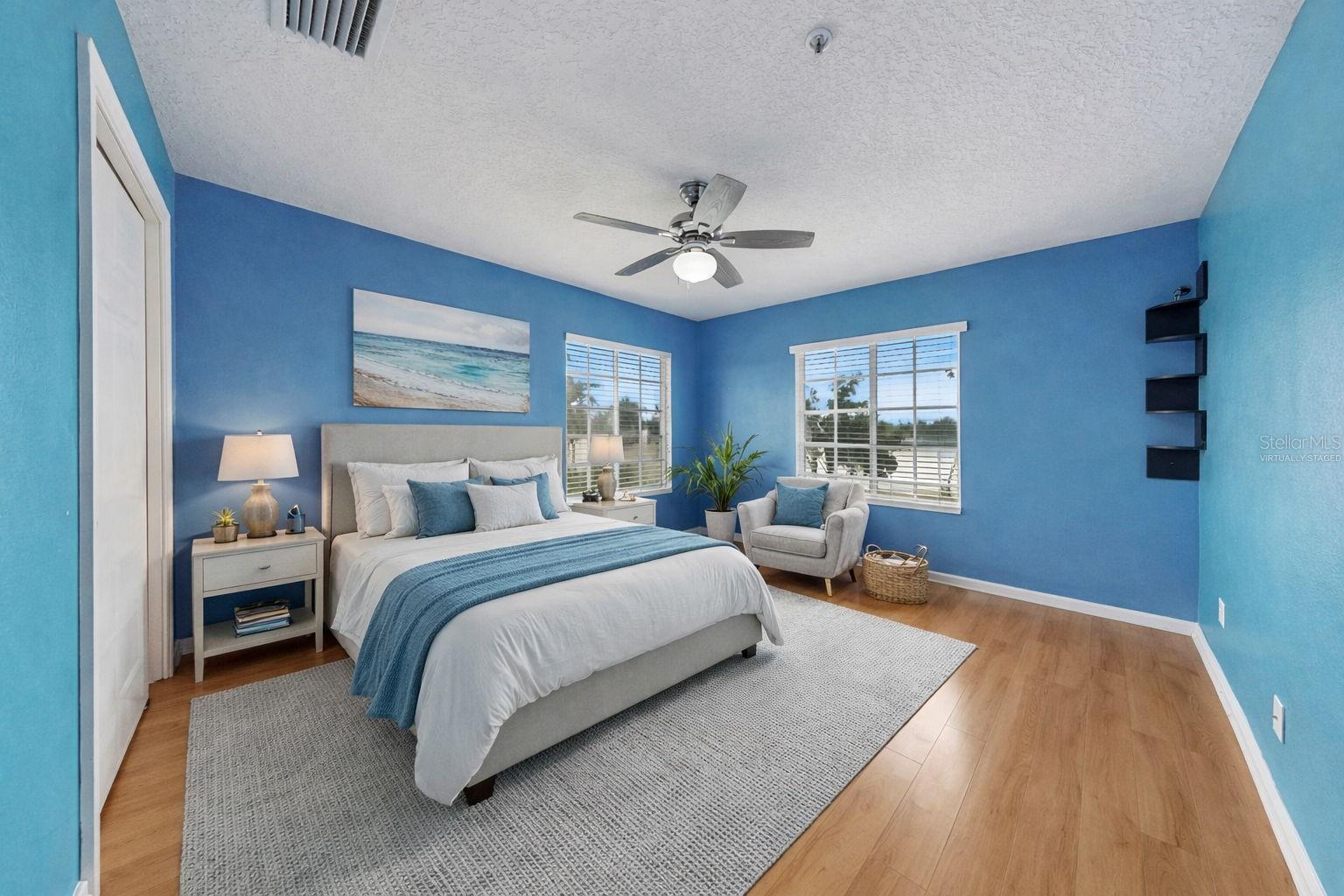 Image 19 of 40 For 208 Cape Harbour Loop 102