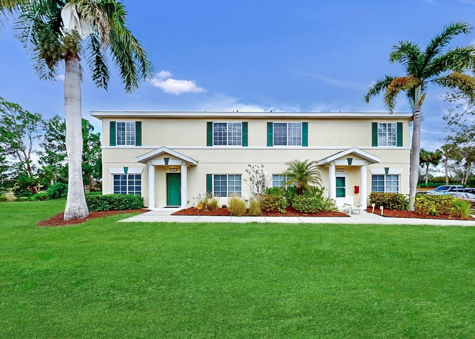 Image 2 of 40 For 208 Cape Harbour Loop 102