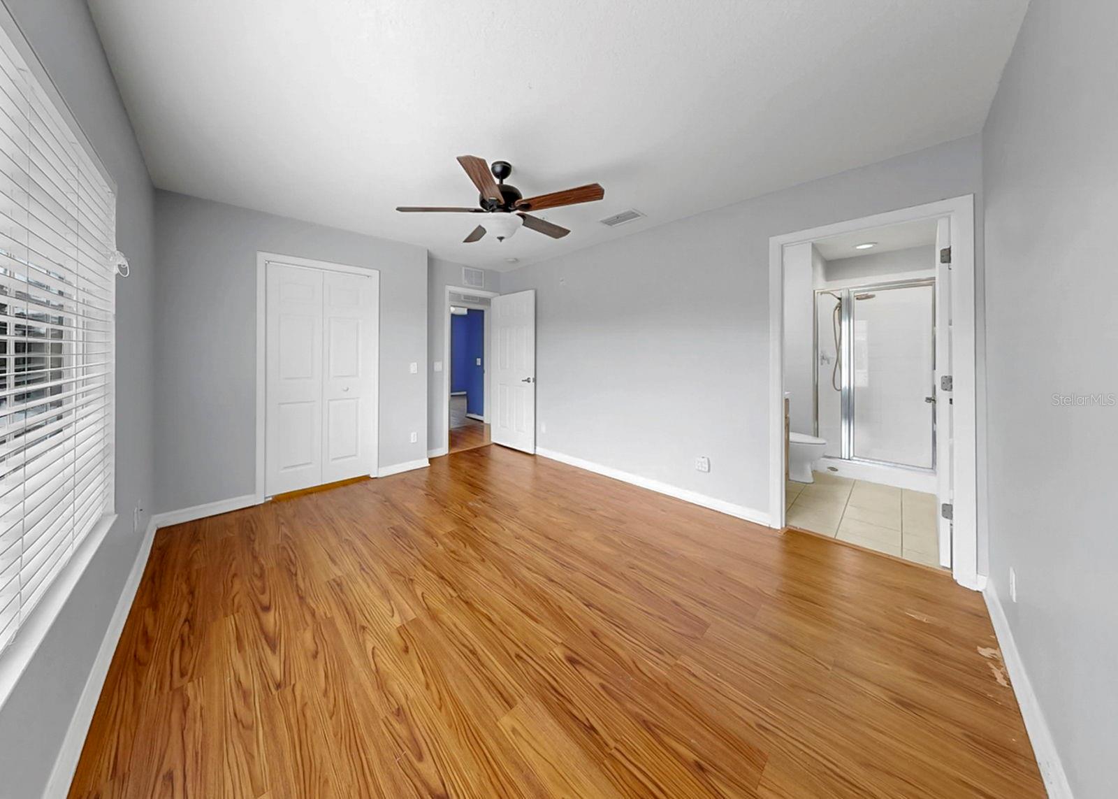 Image 26 of 40 For 208 Cape Harbour Loop 102