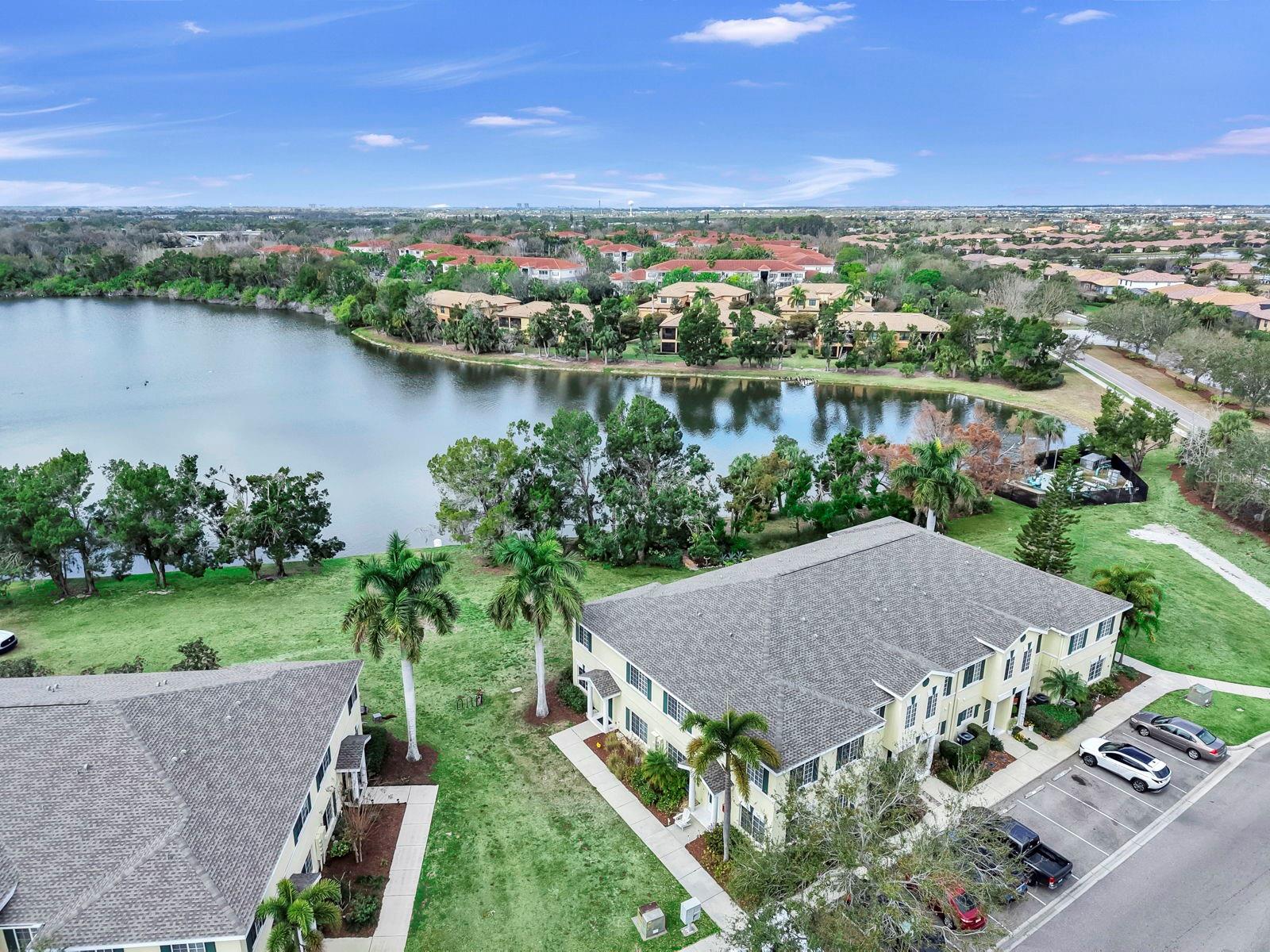 Image 28 of 40 For 208 Cape Harbour Loop 102