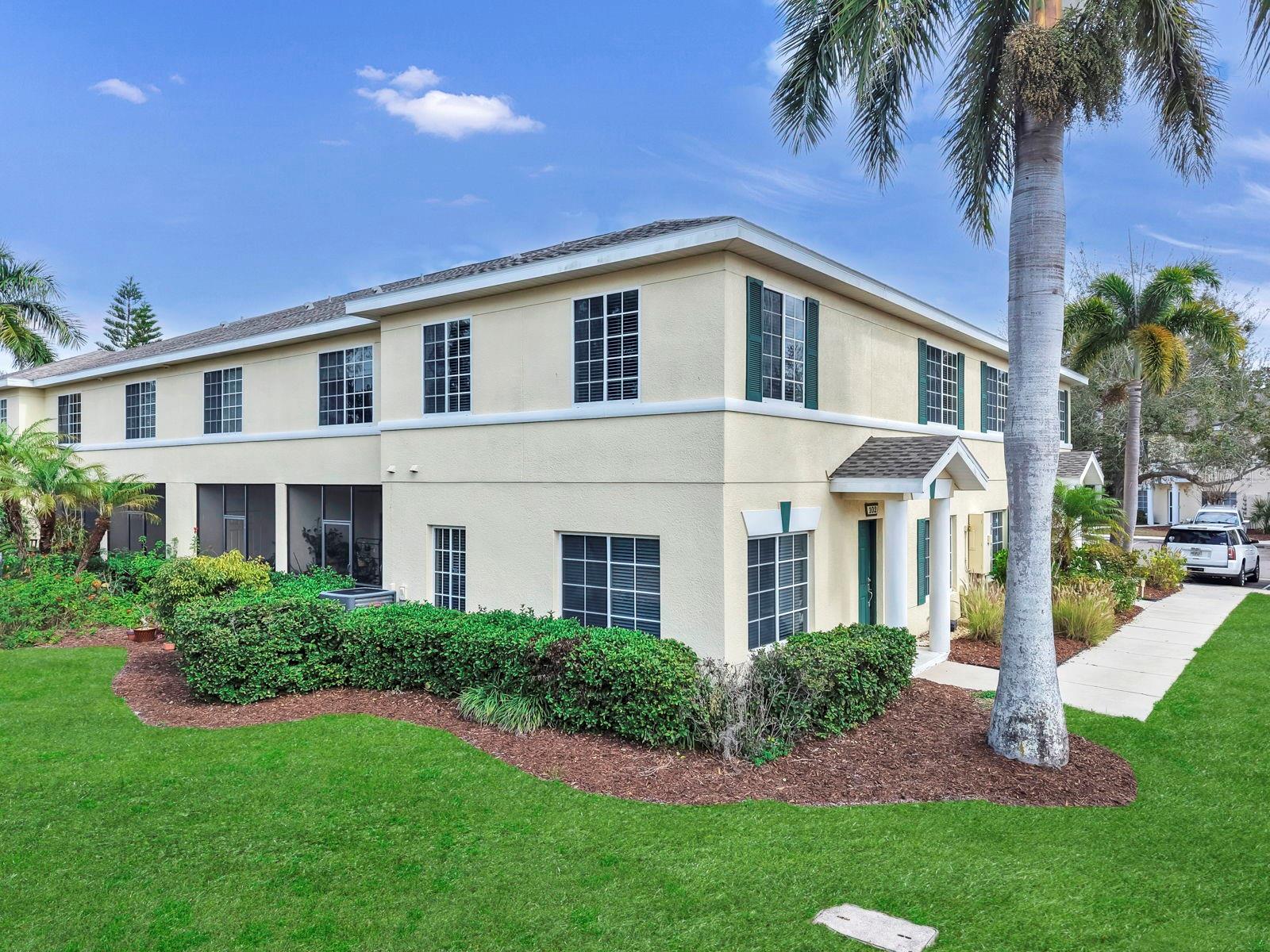 Image 35 of 40 For 208 Cape Harbour Loop 102