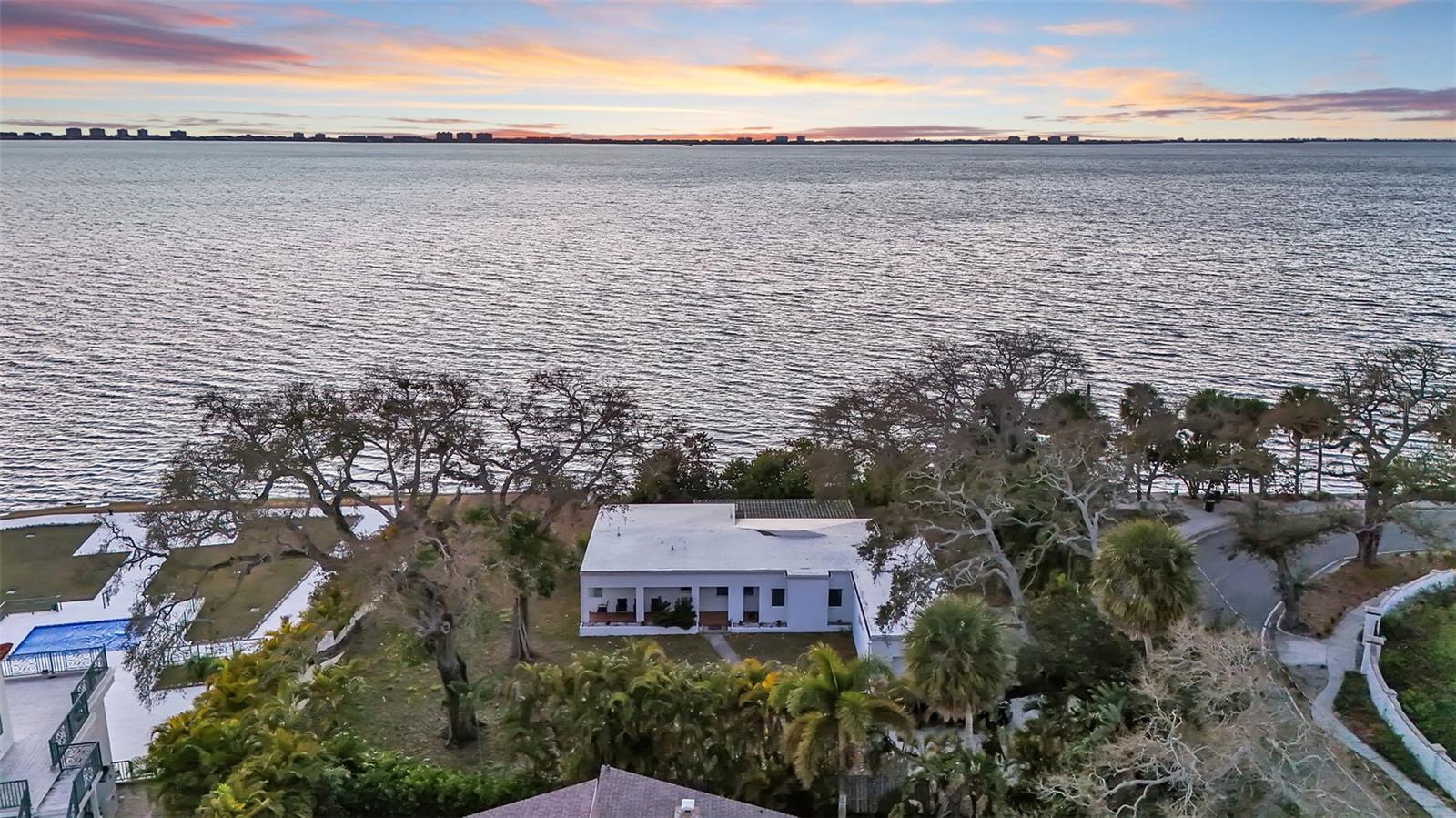 Image 5 of 8 For 820 Indian Beach Drive