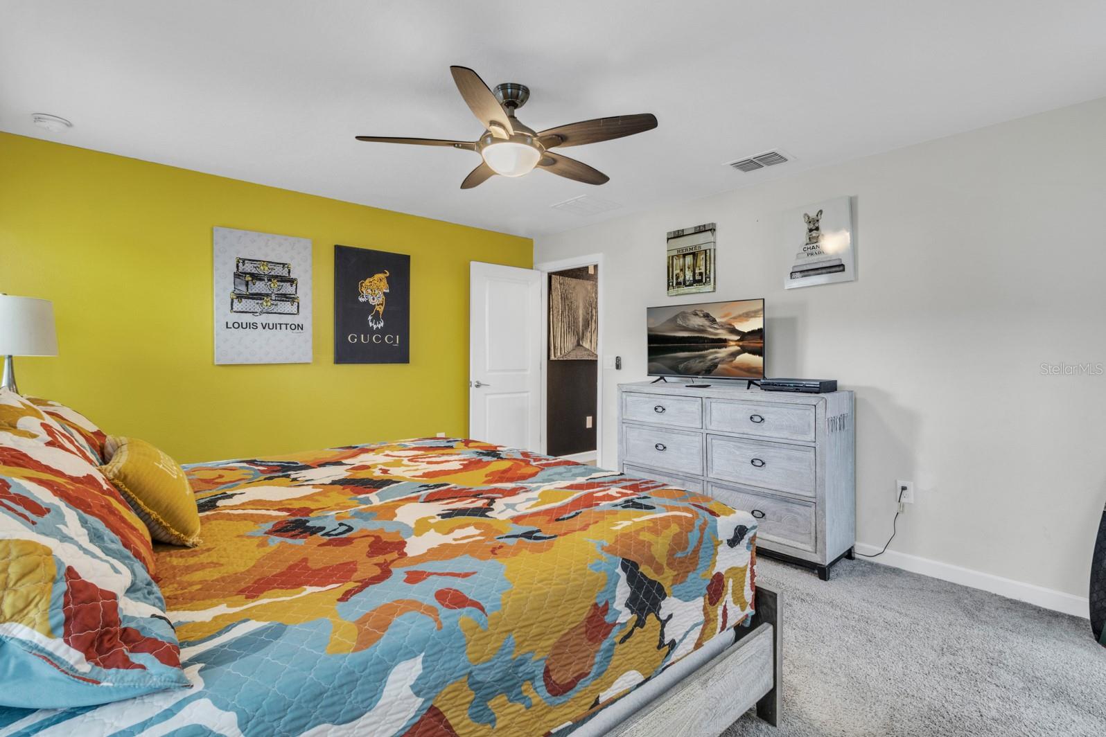 Image 19 of 29 For 4815 Love Storey Lane