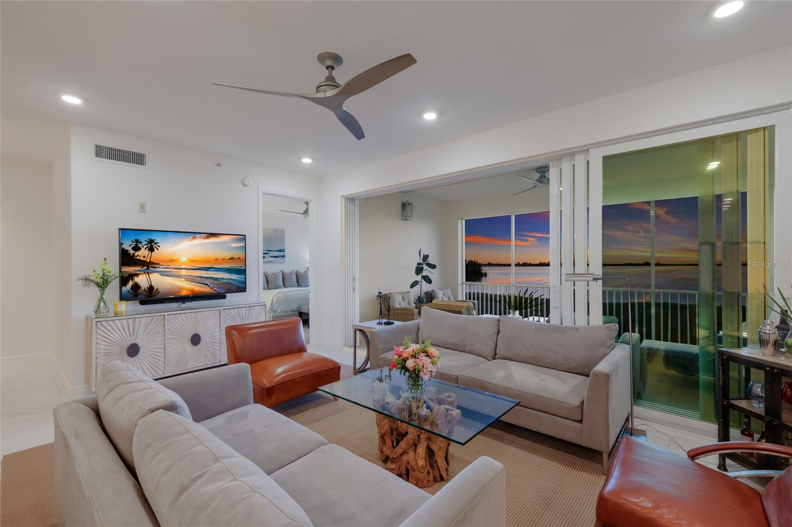 Image 15 of 82 For 376 Aruba Circle 203