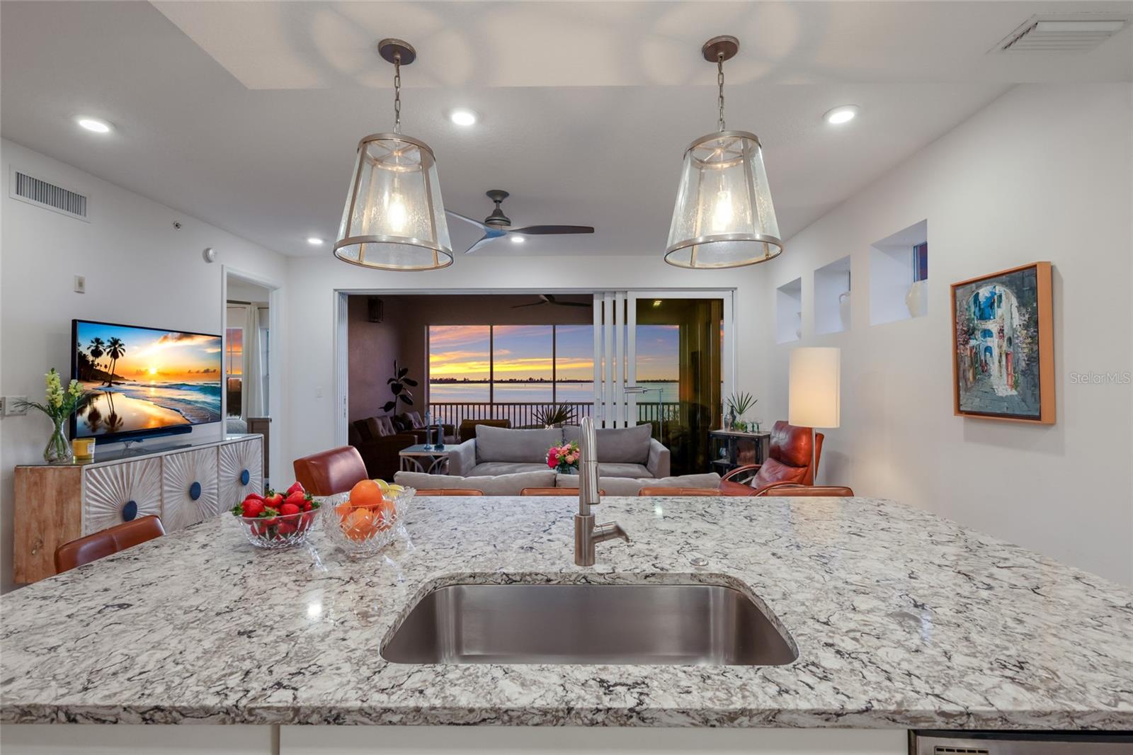 Image 17 of 82 For 376 Aruba Circle 203