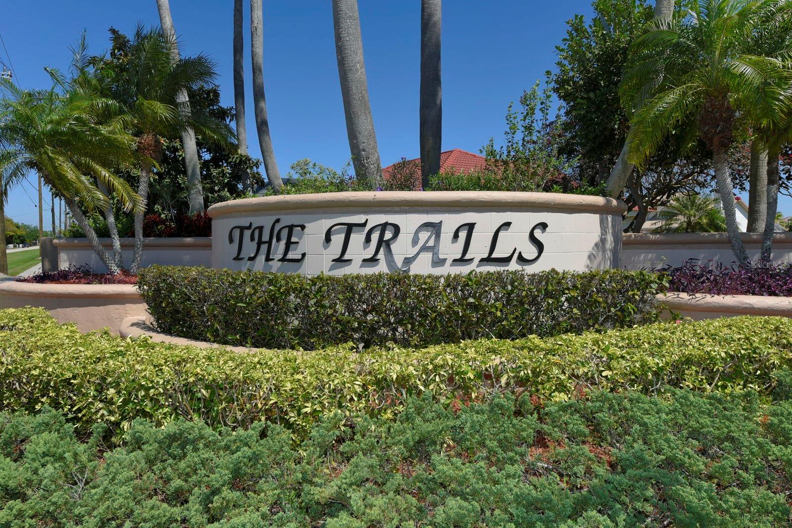 Listing photo id 1 for 7207 39th Lane E