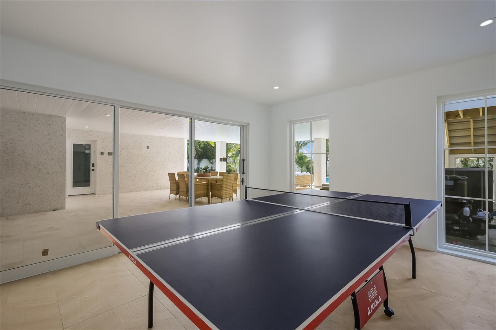 Image 13 of 61 For 227 Harbor Drive