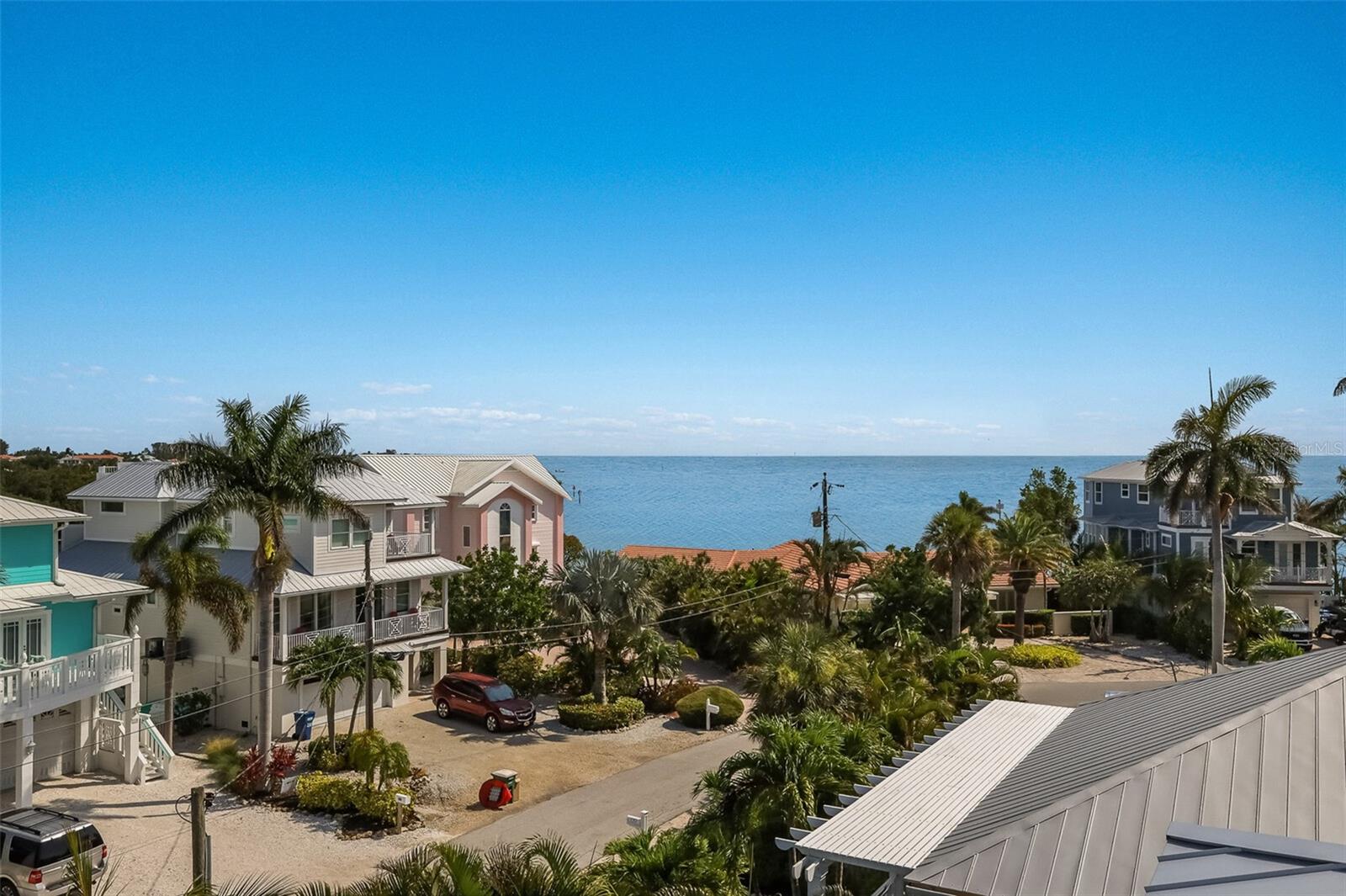 Image 9 of 61 For 227 Harbor Drive