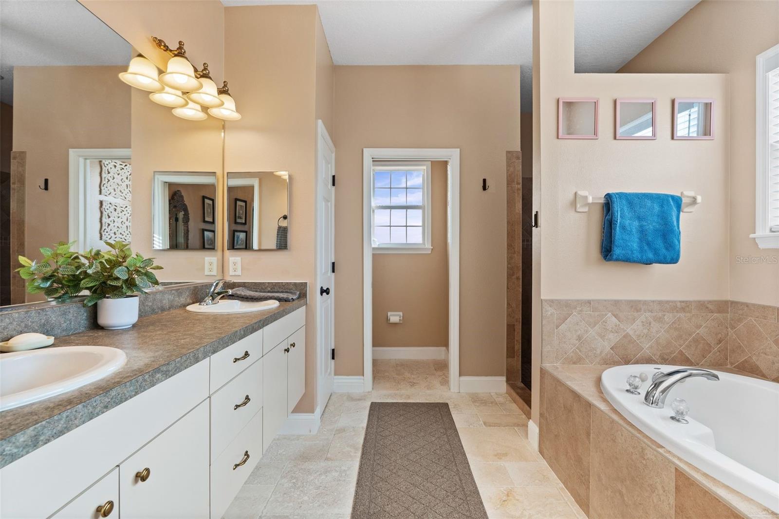 Image 34 of 76 For 35005 Clay Gully Road