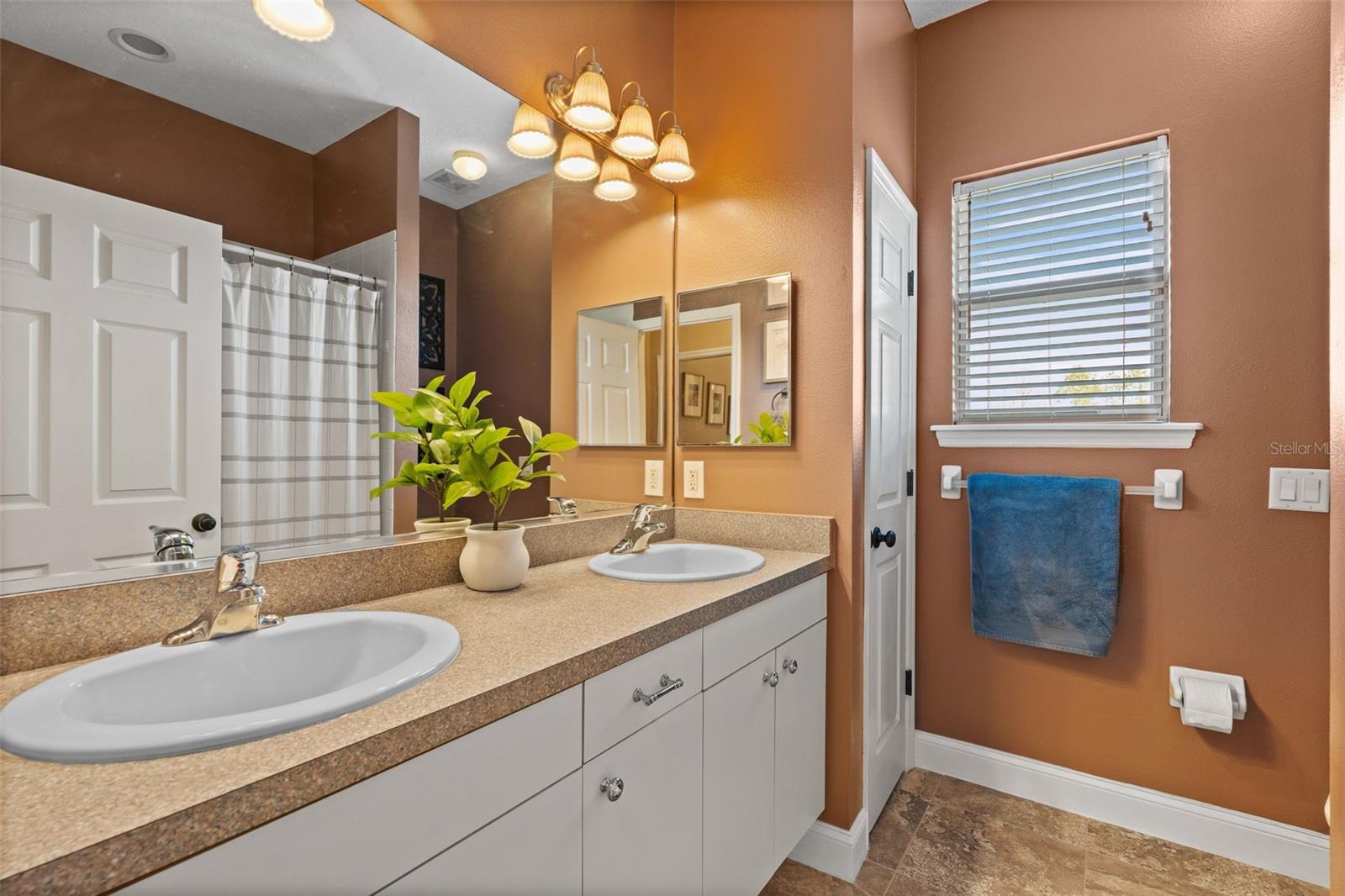 Image 40 of 76 For 35005 Clay Gully Road