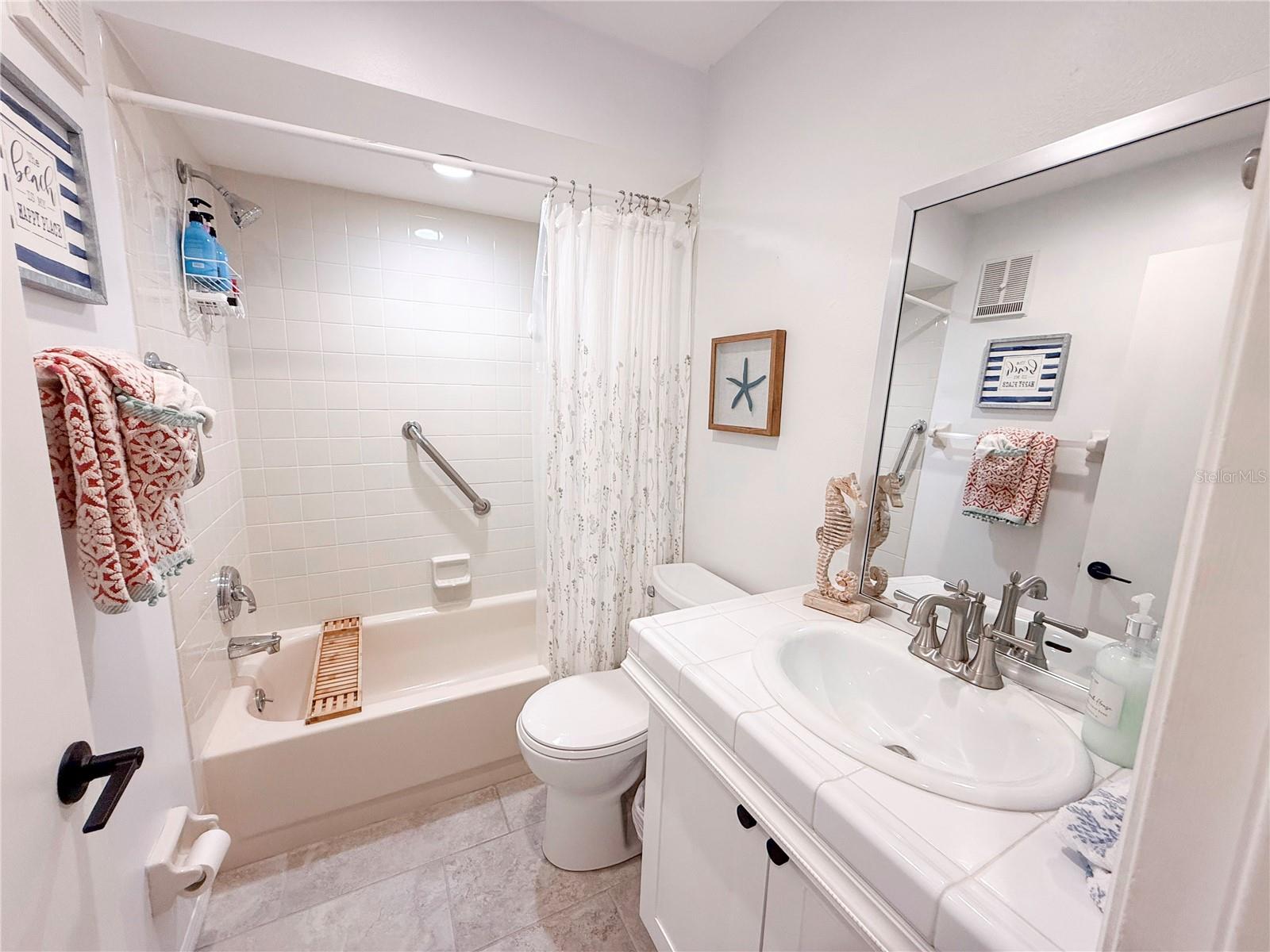 Image 13 of 25 For 863 Audubon Drive 863