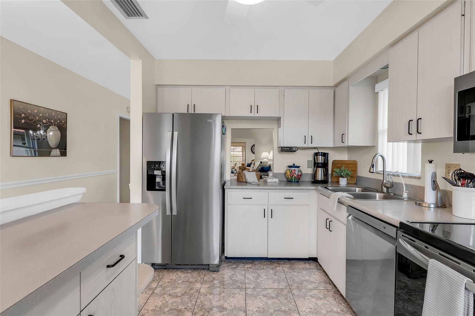 Image 12 of 51 For 3215 Mercer Road