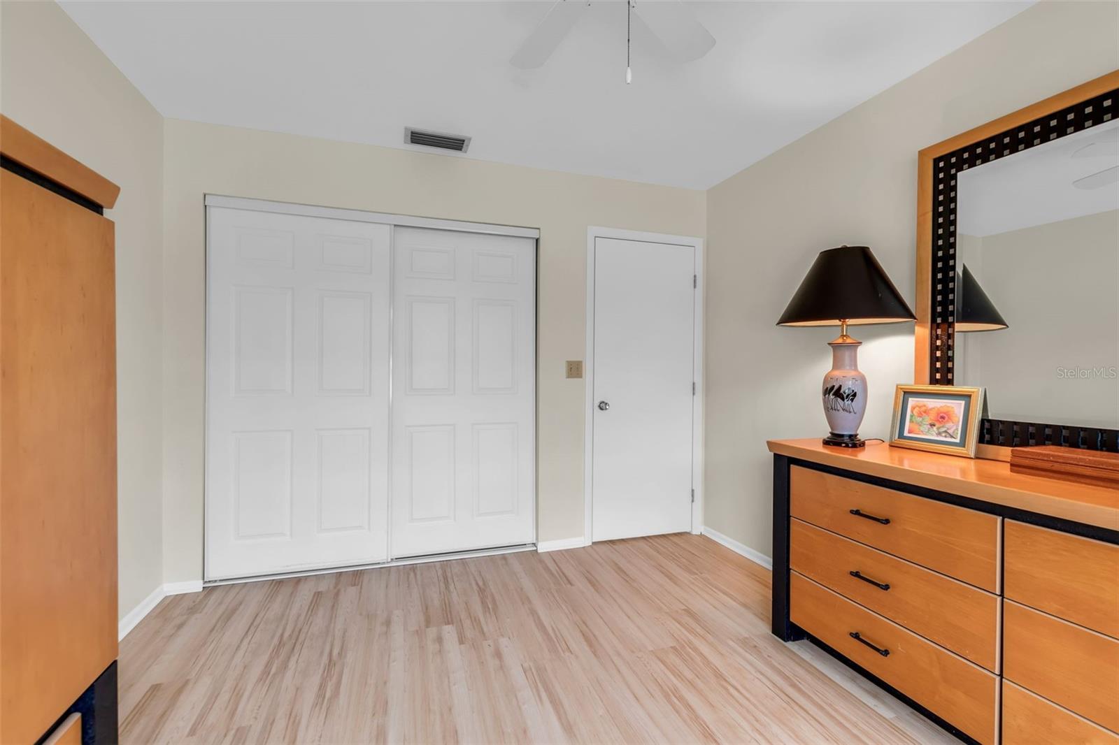 Image 26 of 51 For 3215 Mercer Road