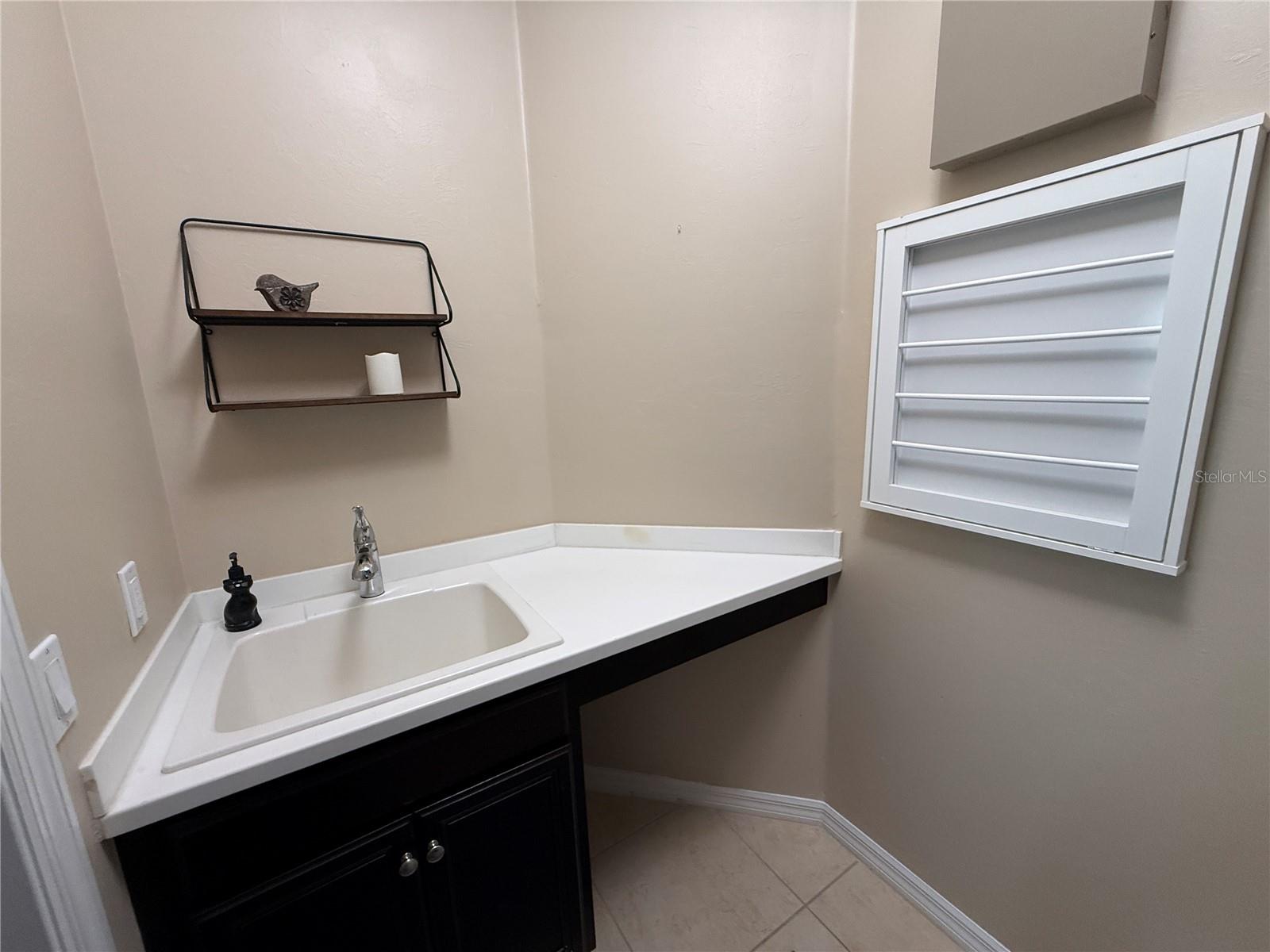 Image 37 of 90 For 13551 Salinas Street