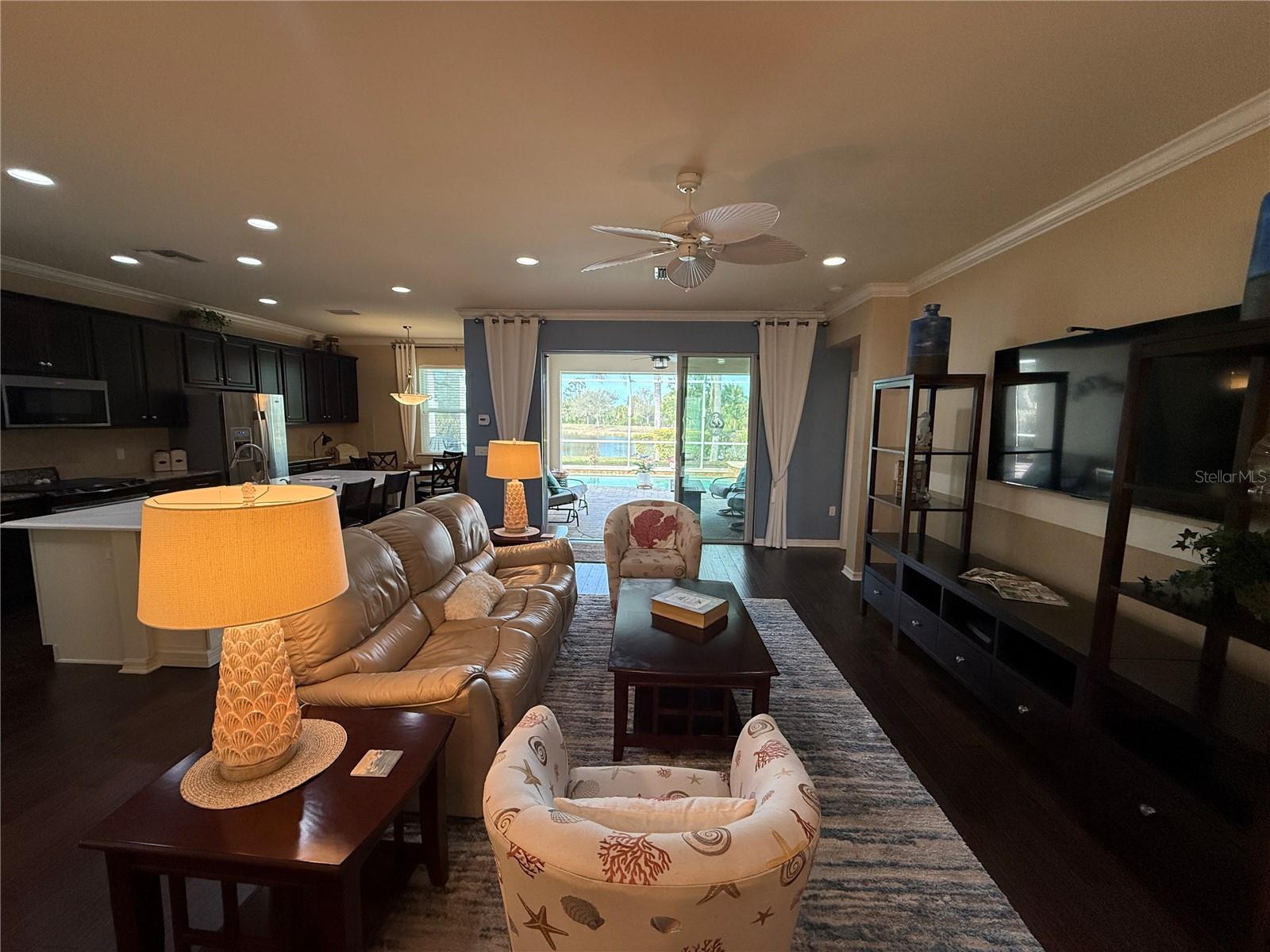 Image 8 of 90 For 13551 Salinas Street