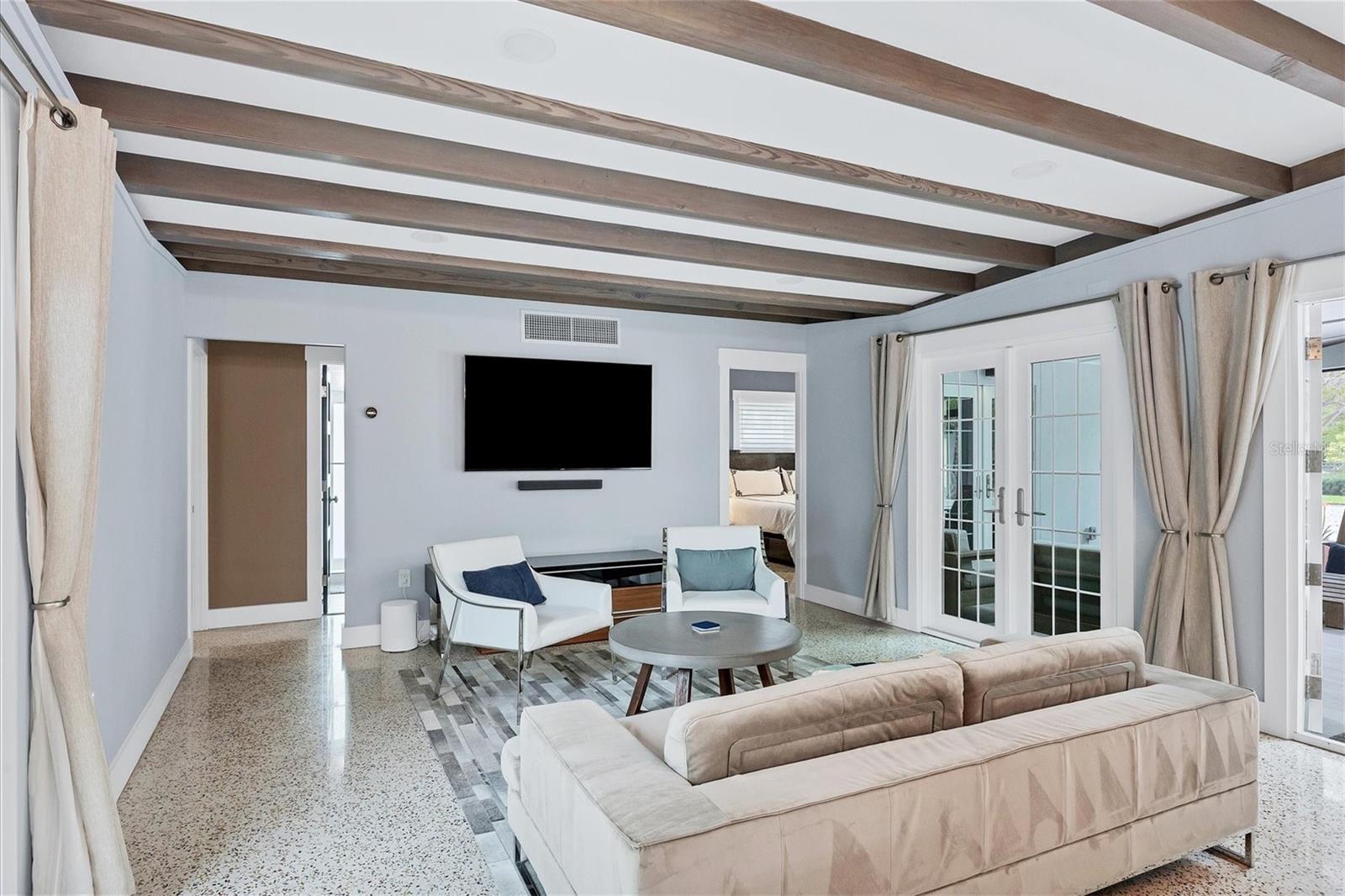 Image 10 of 80 For 1116 Westway Drive