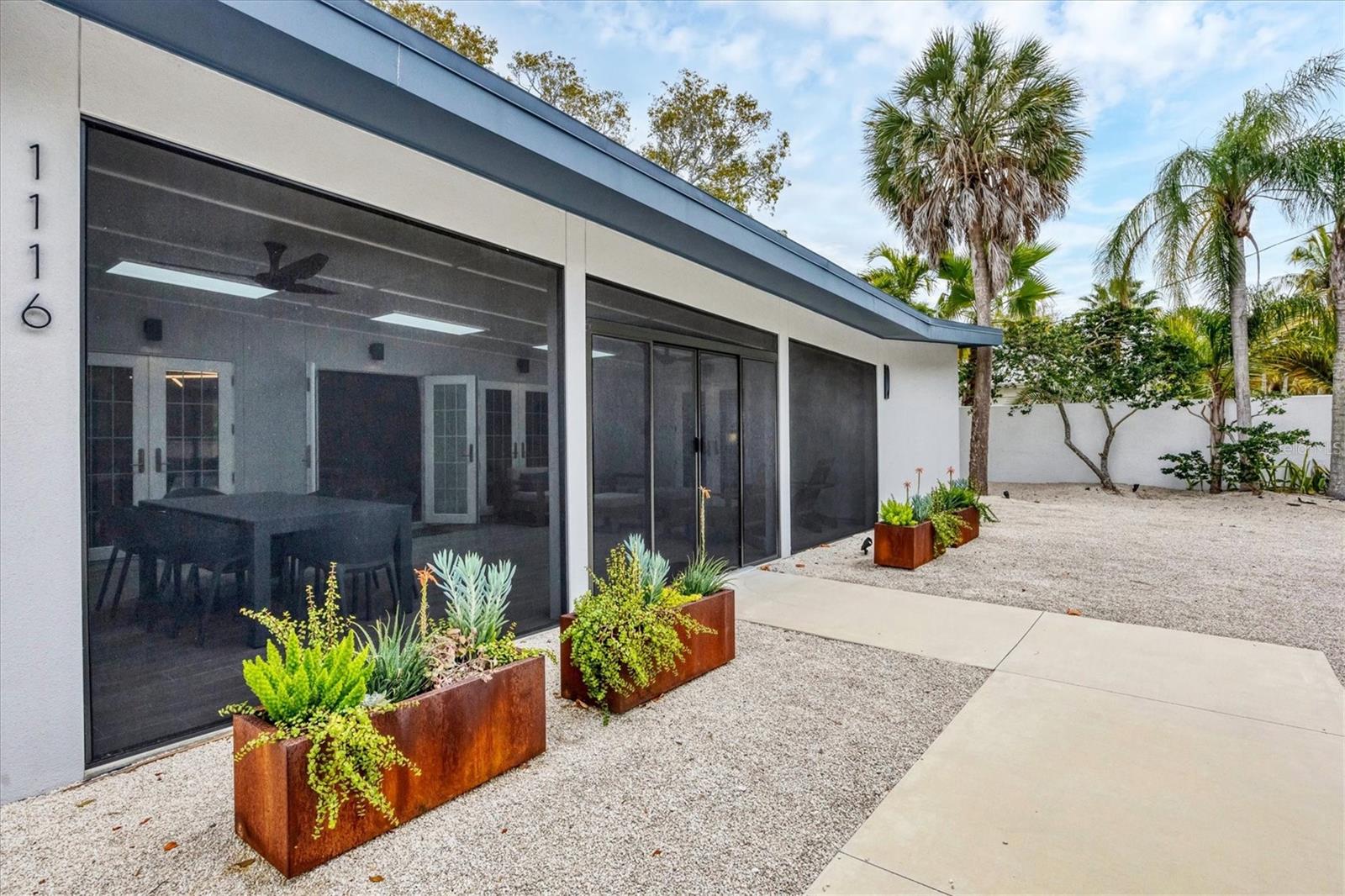 Image 5 of 80 For 1116 Westway Drive