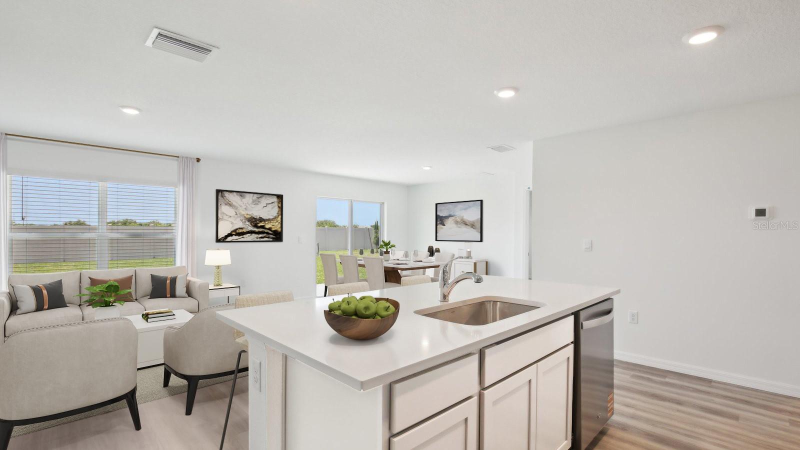 Image 5 of 18 For 10931 44th Avenue E