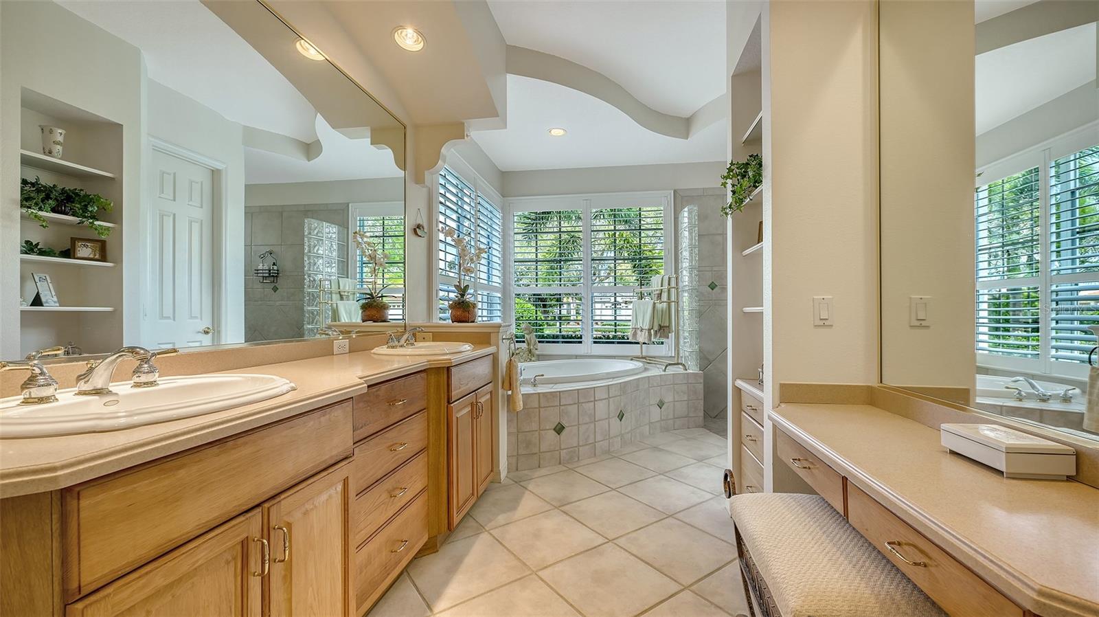 Image 27 of 82 For 8215 Waterview Boulevard