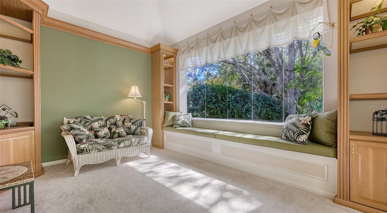 Image 32 of 82 For 8215 Waterview Boulevard