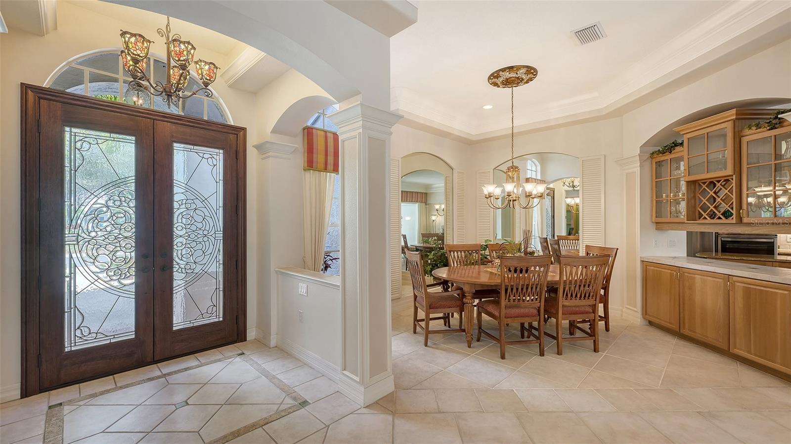 Image 6 of 82 For 8215 Waterview Boulevard