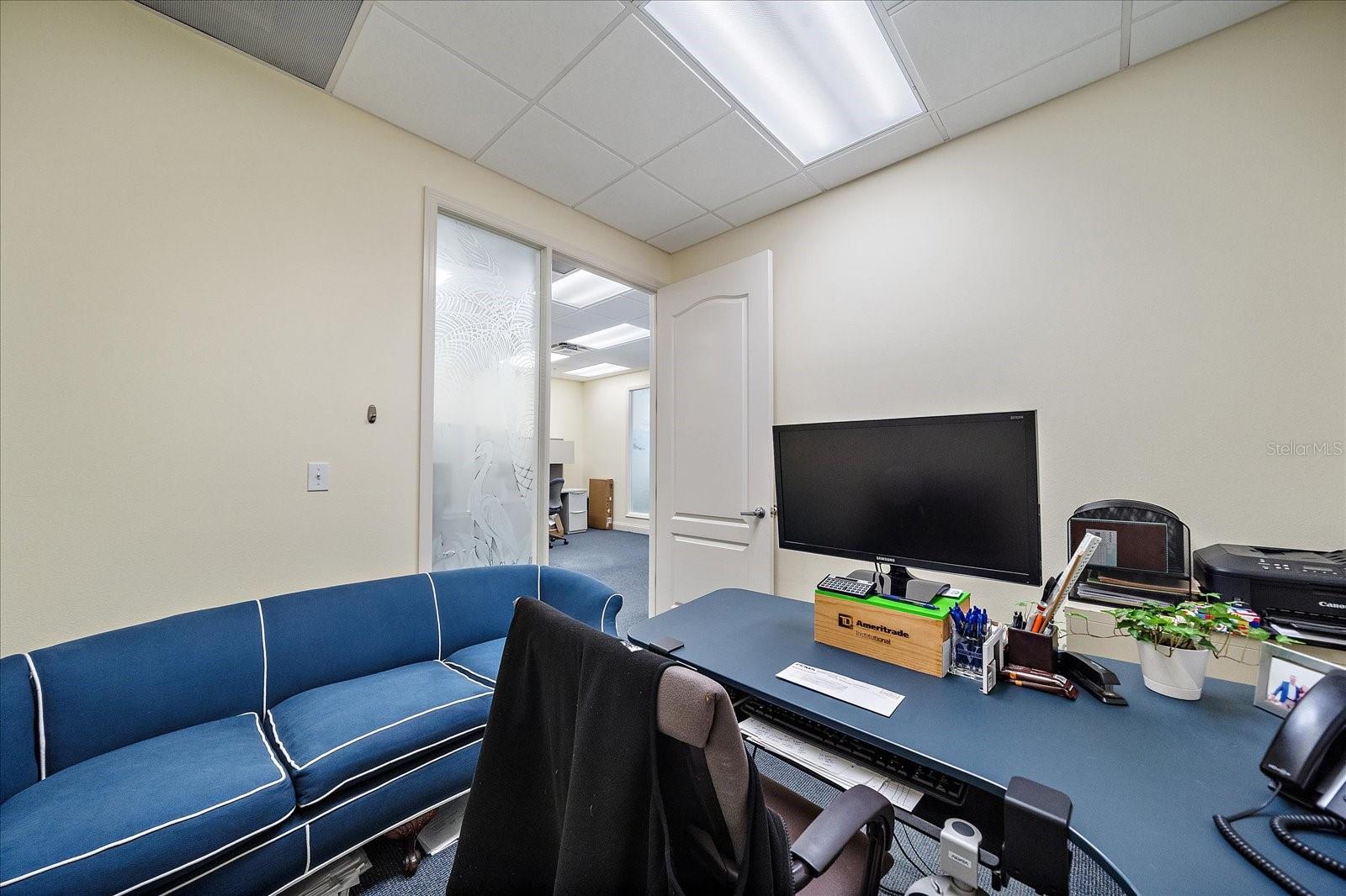 Image 17 of 23 For 5605 Marquesas Circle 12c