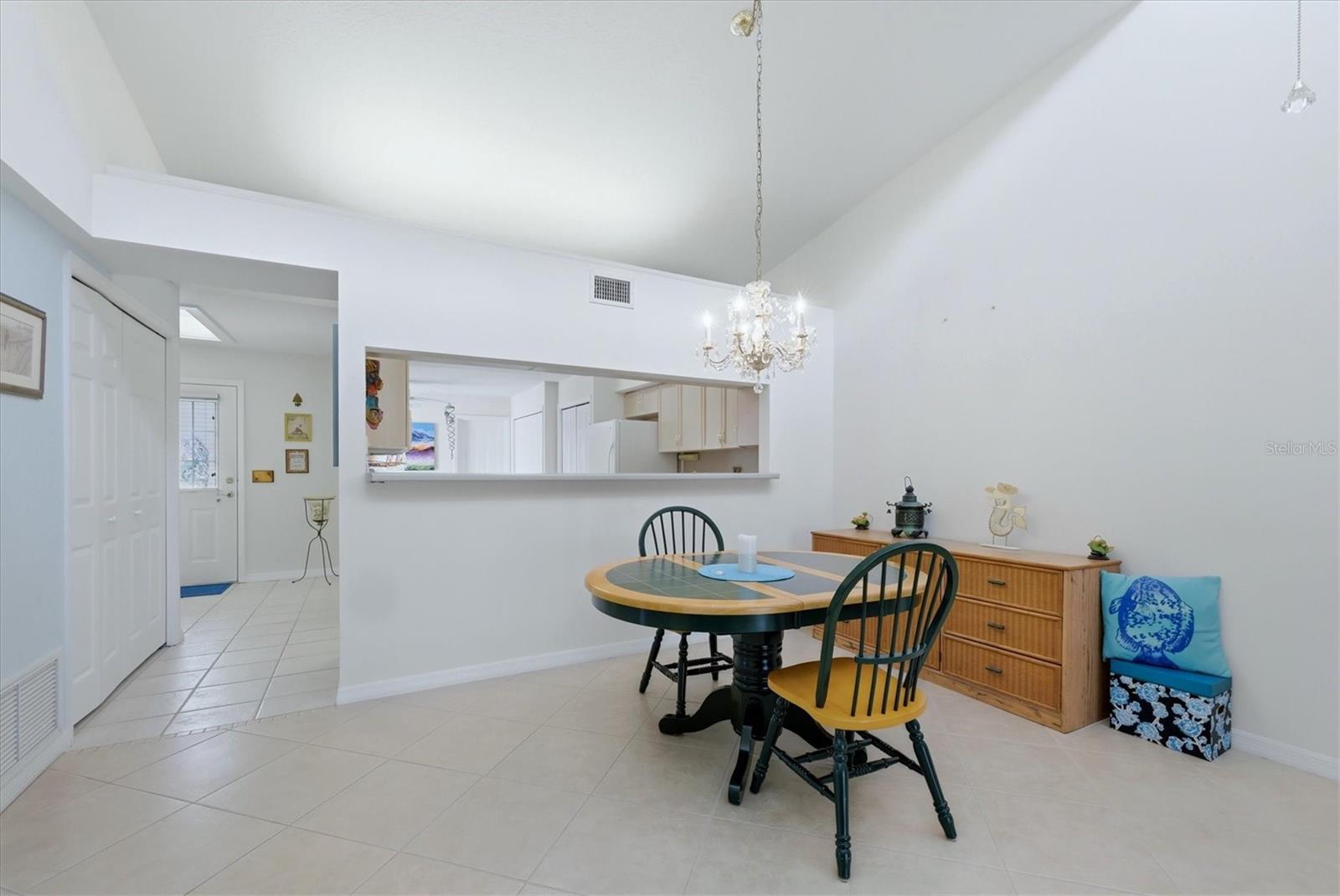 Image 12 of 38 For 4577 Hidden View Place 21