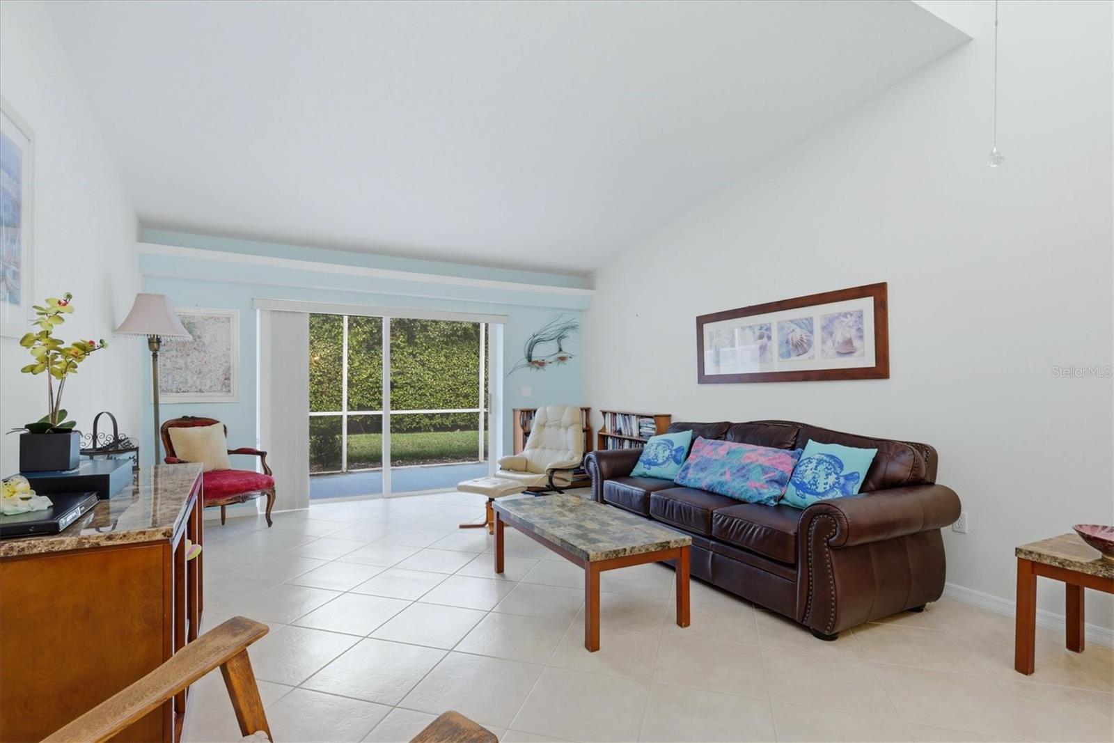 Image 7 of 38 For 4577 Hidden View Place 21