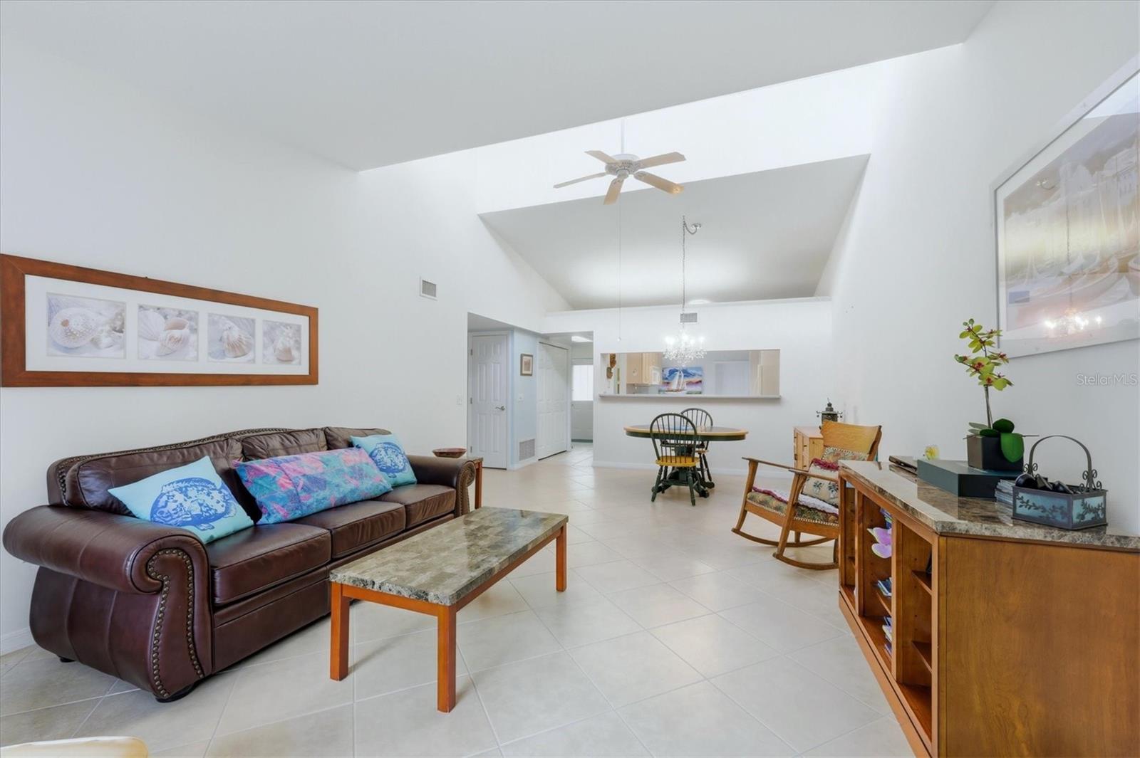 Image 8 of 38 For 4577 Hidden View Place 21