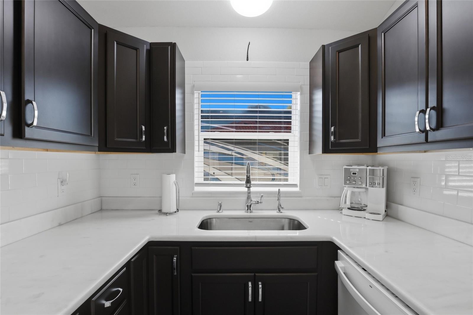 Image 15 of 33 For 14100 Myakka Avenue 26