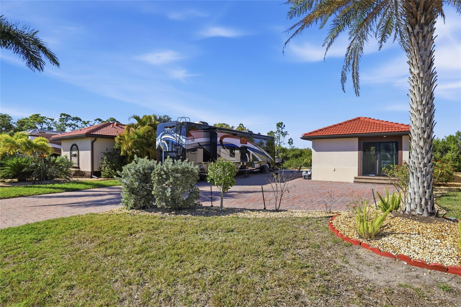 Image 5 of 33 For 14100 Myakka Avenue 26