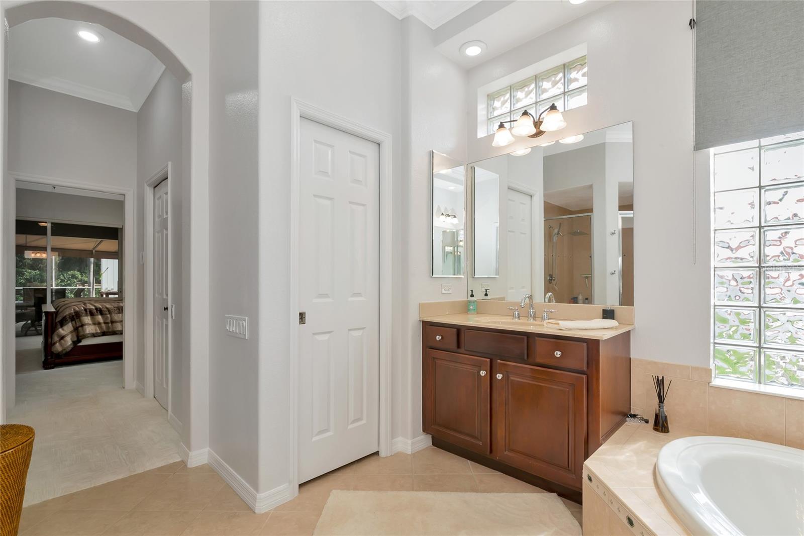 Image 17 of 67 For 405 Petrel Trail