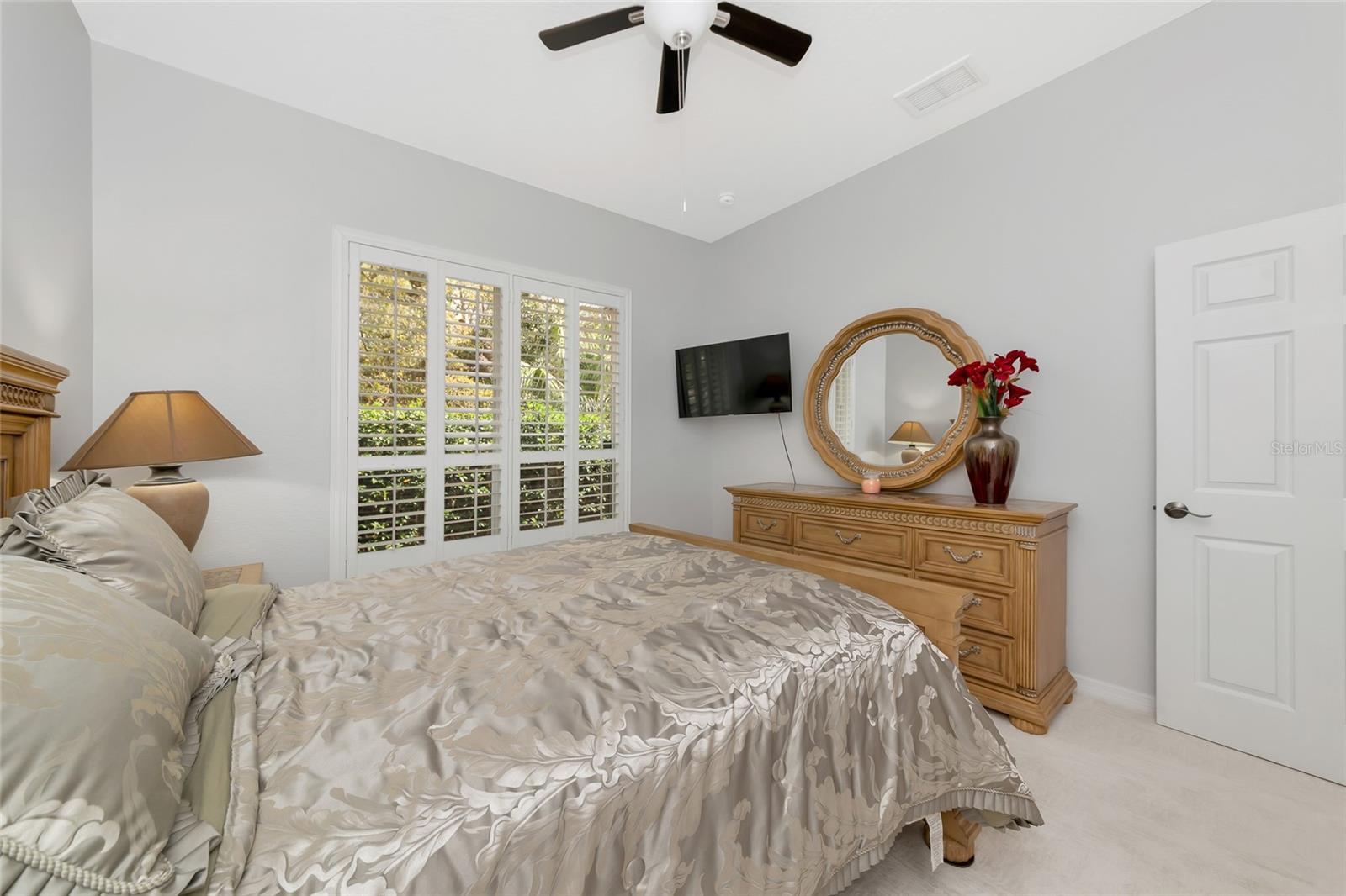 Image 36 of 67 For 405 Petrel Trail