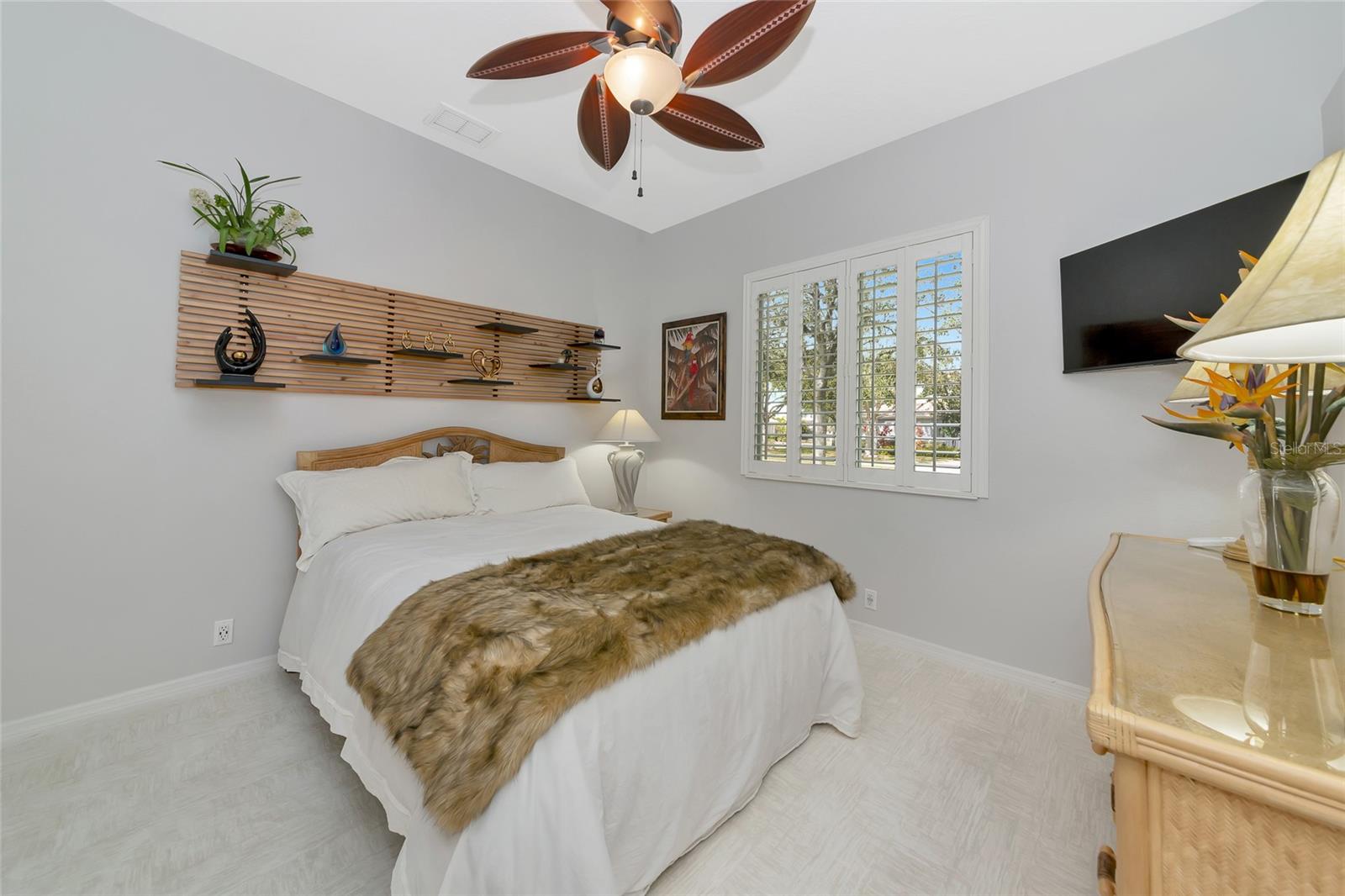 Image 39 of 67 For 405 Petrel Trail