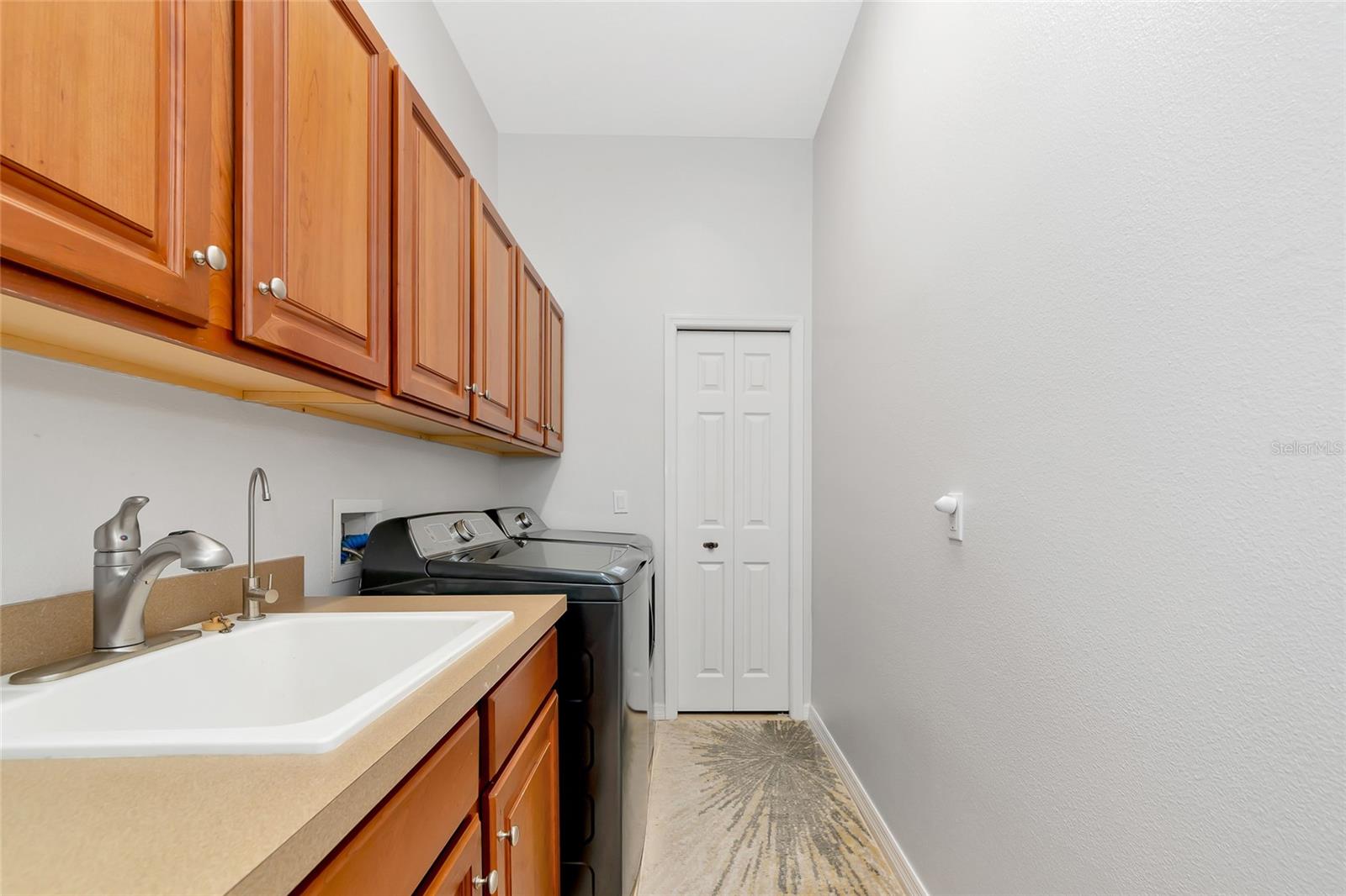 Image 42 of 67 For 405 Petrel Trail