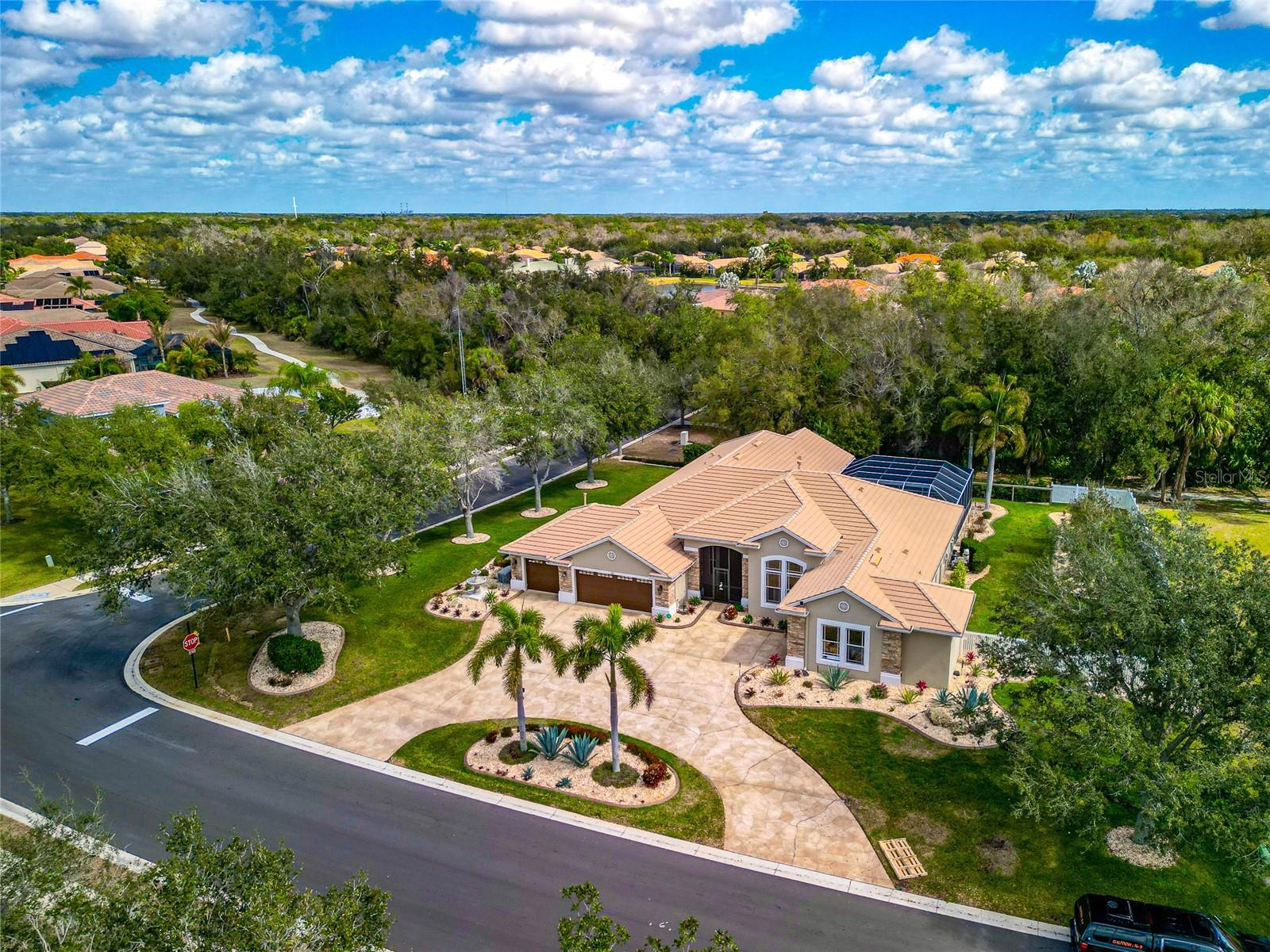 Image 52 of 67 For 405 Petrel Trail