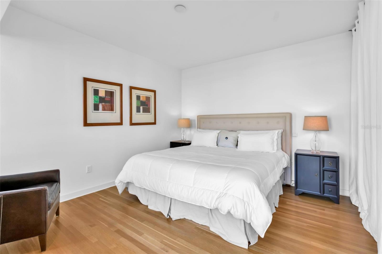 Image 11 of 30 For 1350 Main Street 502