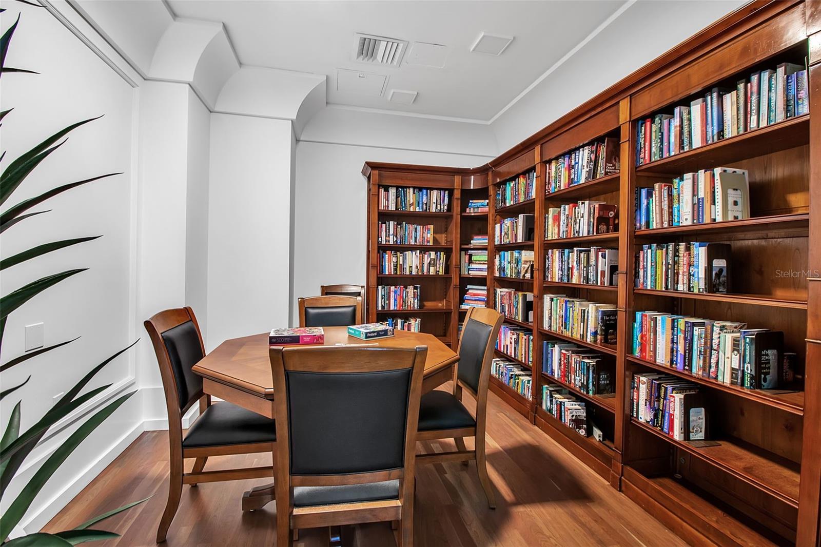 Image 22 of 30 For 1350 Main Street 502