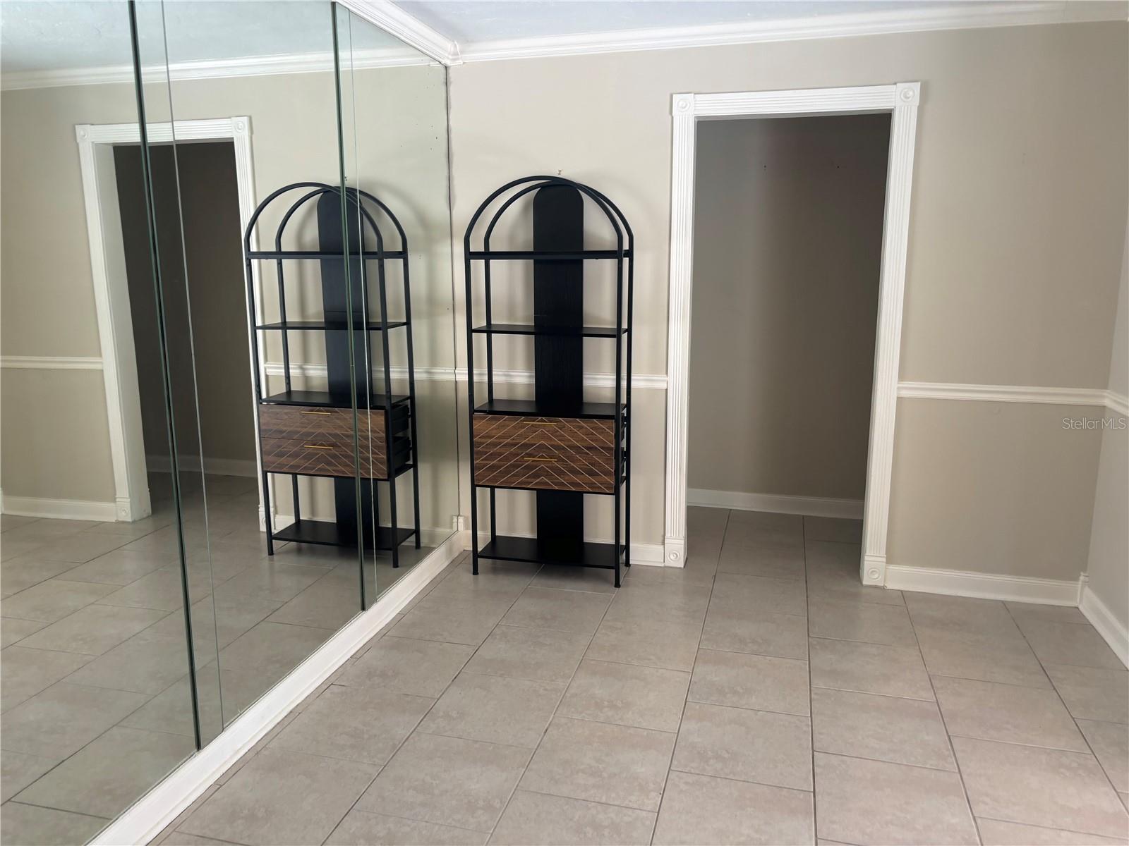 Image 10 of 32 For 2226 Fairfield Avenue