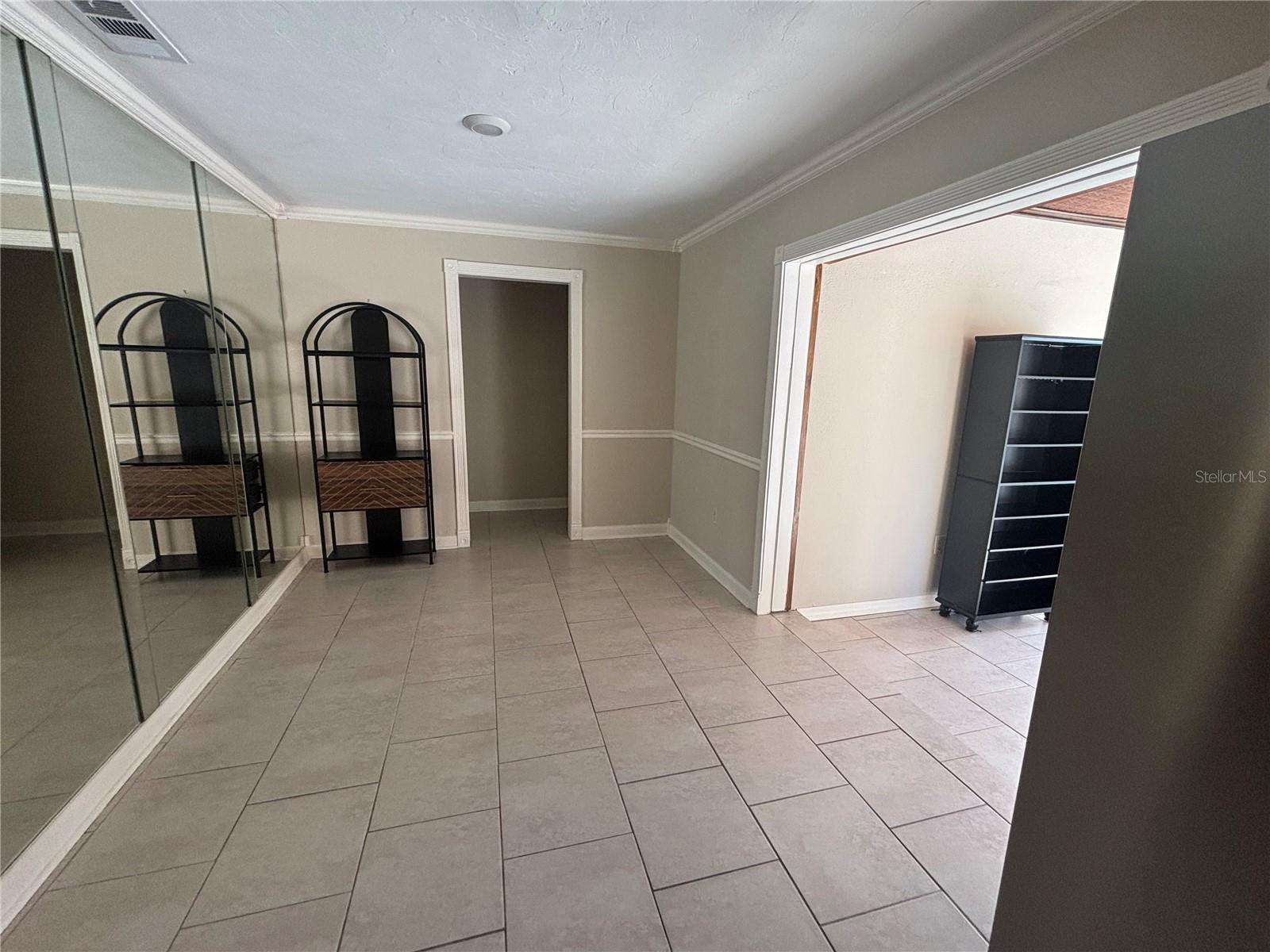 Image 9 of 32 For 2226 Fairfield Avenue