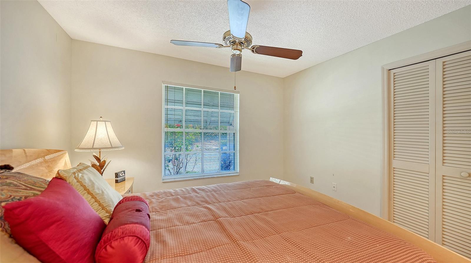 Image 29 of 70 For 5521 Chanteclaire  21