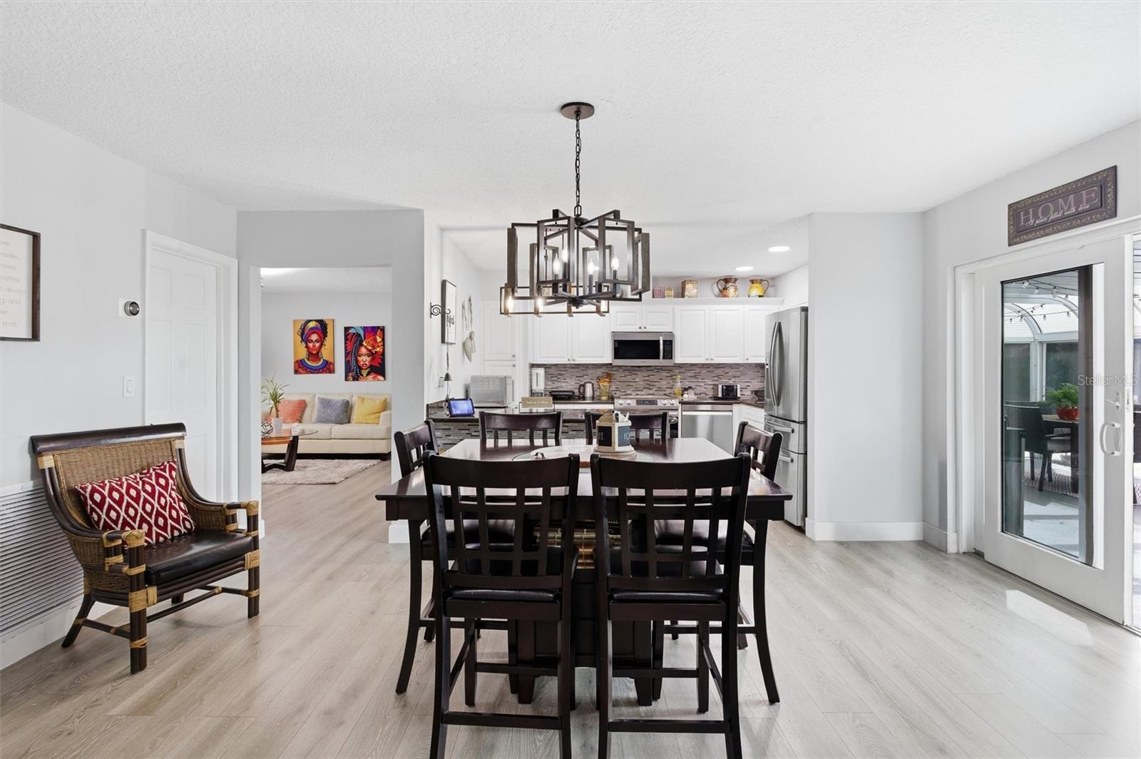 Image 21 of 52 For 431 Old Hiatus Rd Avenue