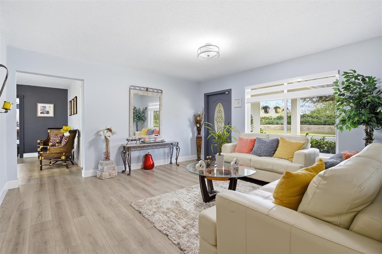 Image 30 of 52 For 431 Old Hiatus Rd Avenue