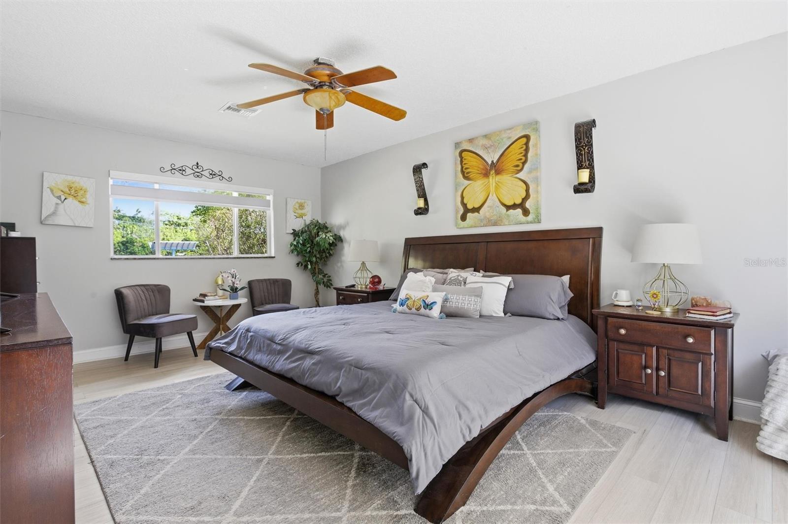 Image 34 of 52 For 431 Old Hiatus Rd Avenue