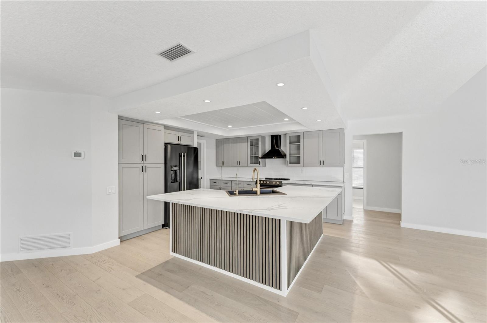 Image 21 of 74 For 5328 Dominica Circle